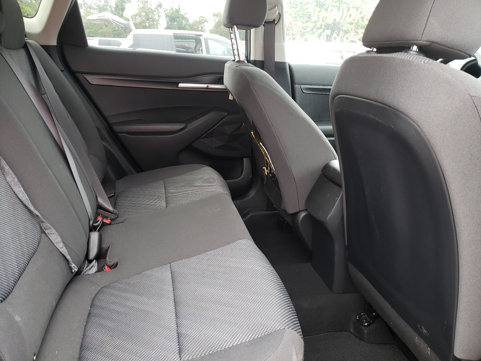 Photo 6 from auction – 2021 KIA SELTOS LX with VIN KNDEPCAA2M7158976
