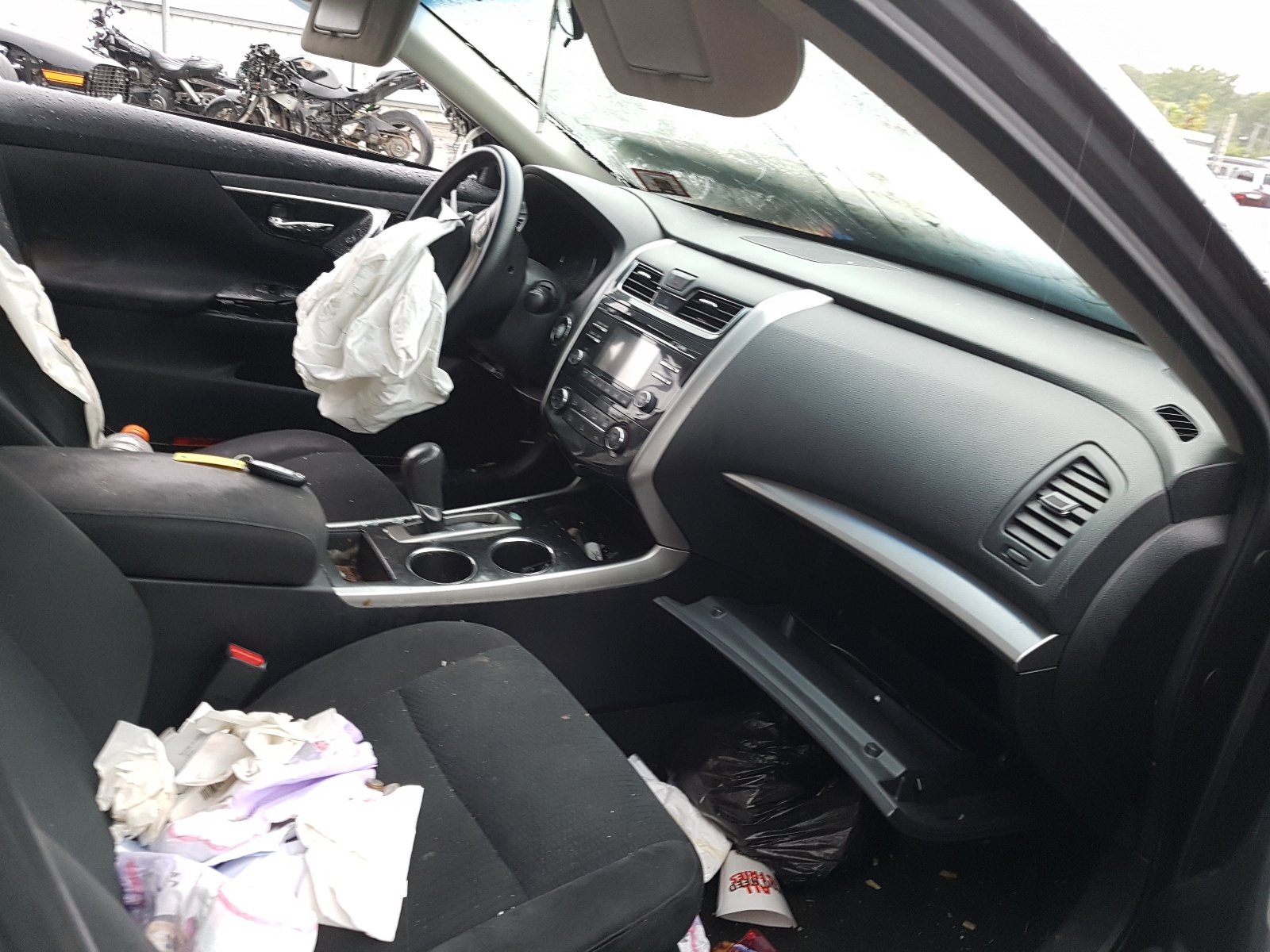 Photo 5 from auction – 2014 NISSAN ALTIMA 2.5 with VIN 1N4AL3AP2EC319369