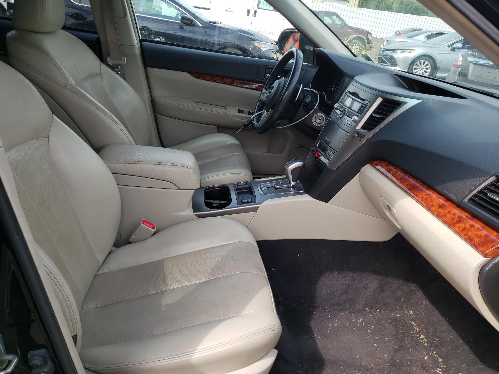 Photo 5 from auction – 2010 SUBARU OUTBACK 2. with VIN 4S4BRBKC0A3356414