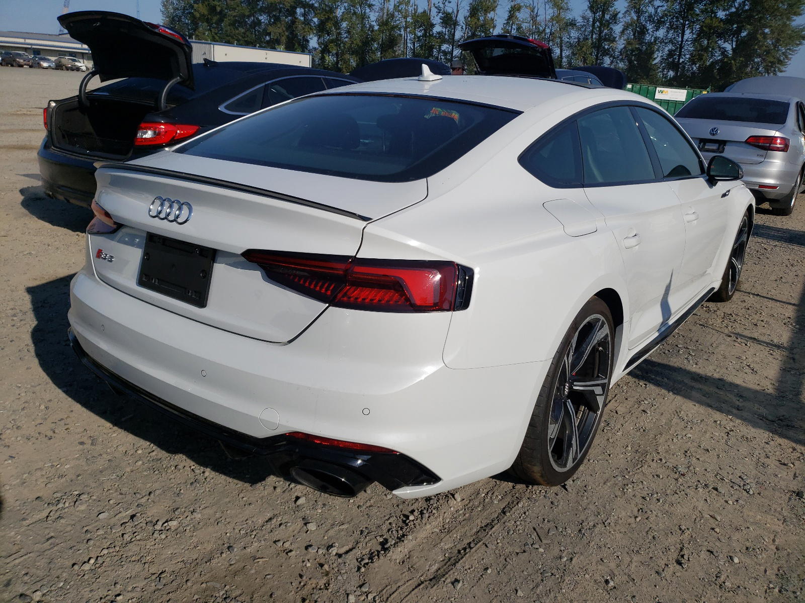 Photo 4 from auction – 2019 AUDI RS5 with VIN WUABWCF59KA901184