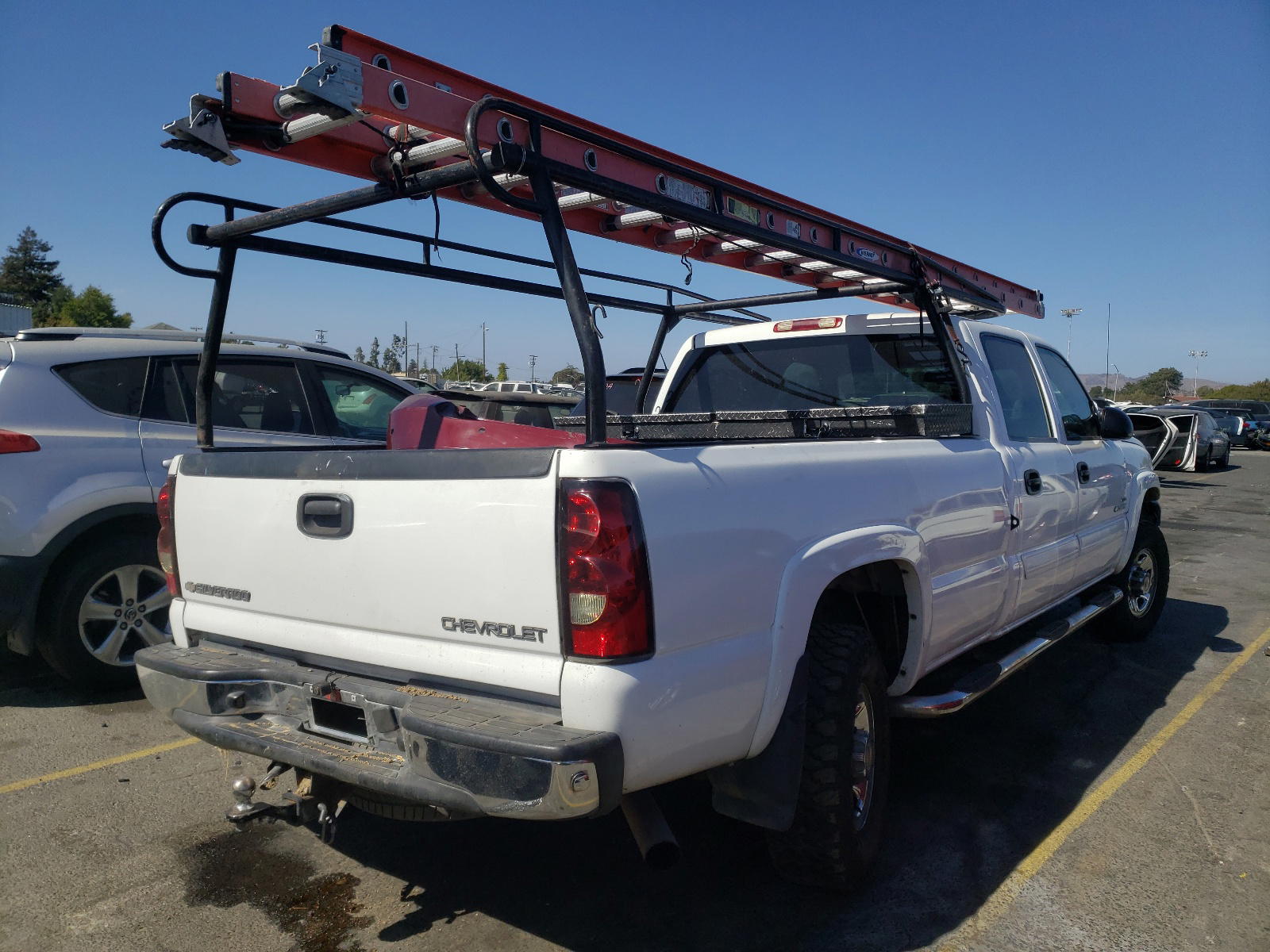 Photo 4 from auction – 2004 CHEVROLET SILVERADO with VIN 1GCHC23294F263576