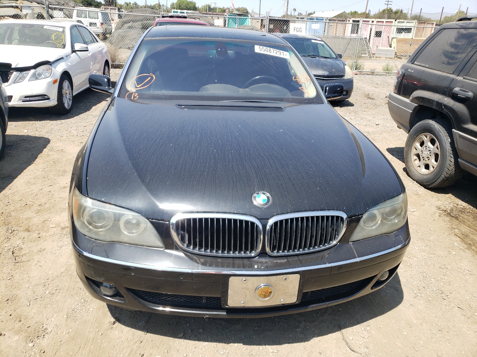 Photo 9 from auction – 2007 BMW 750 with VIN WBAHN83547DT65937