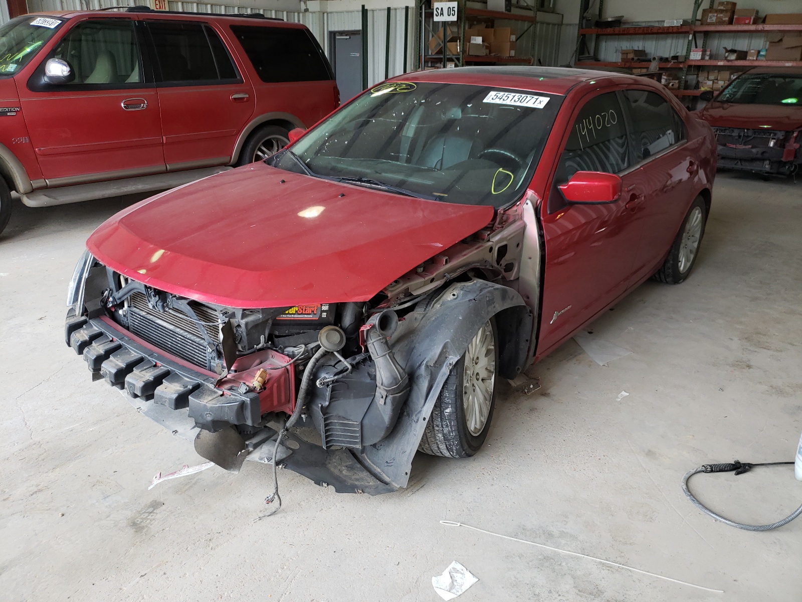 Photo 2 from auction – 2011 FORD FUSION HYB with VIN 3FADP0L30BR267005