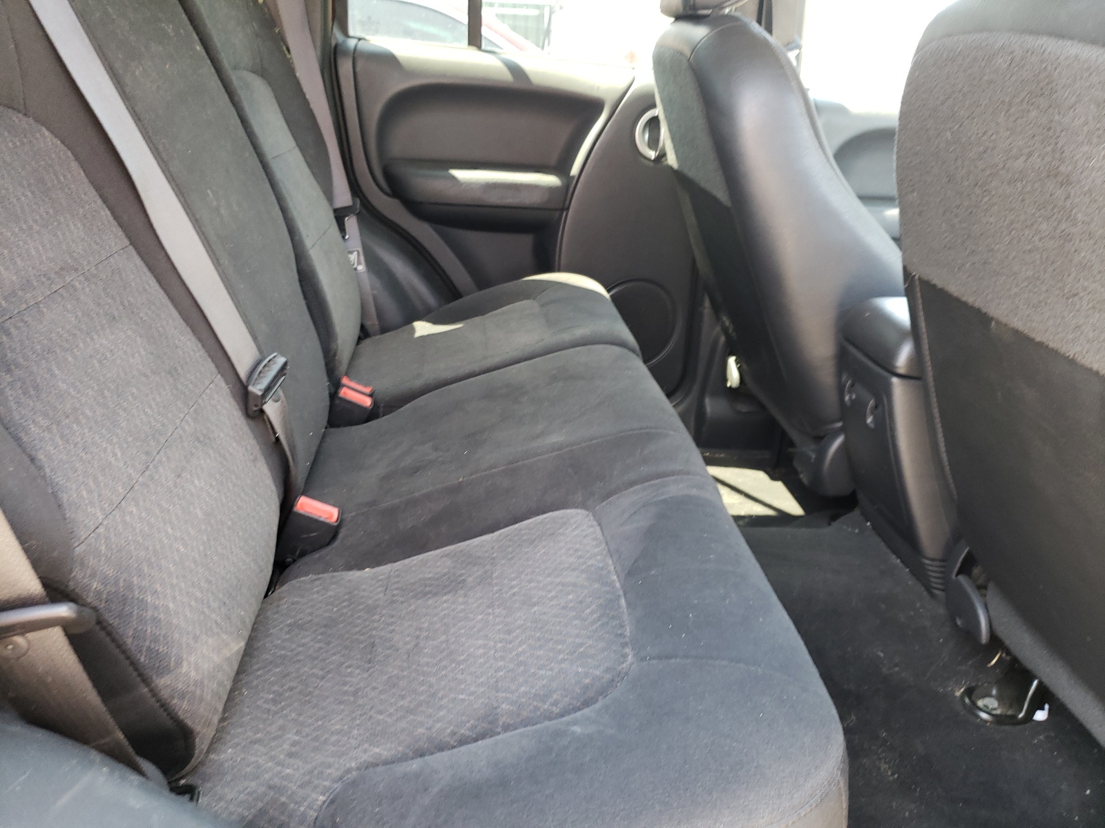 Photo 6 from auction – 2003 JEEP LIBERTY with VIN 1J4GL58K03W674170