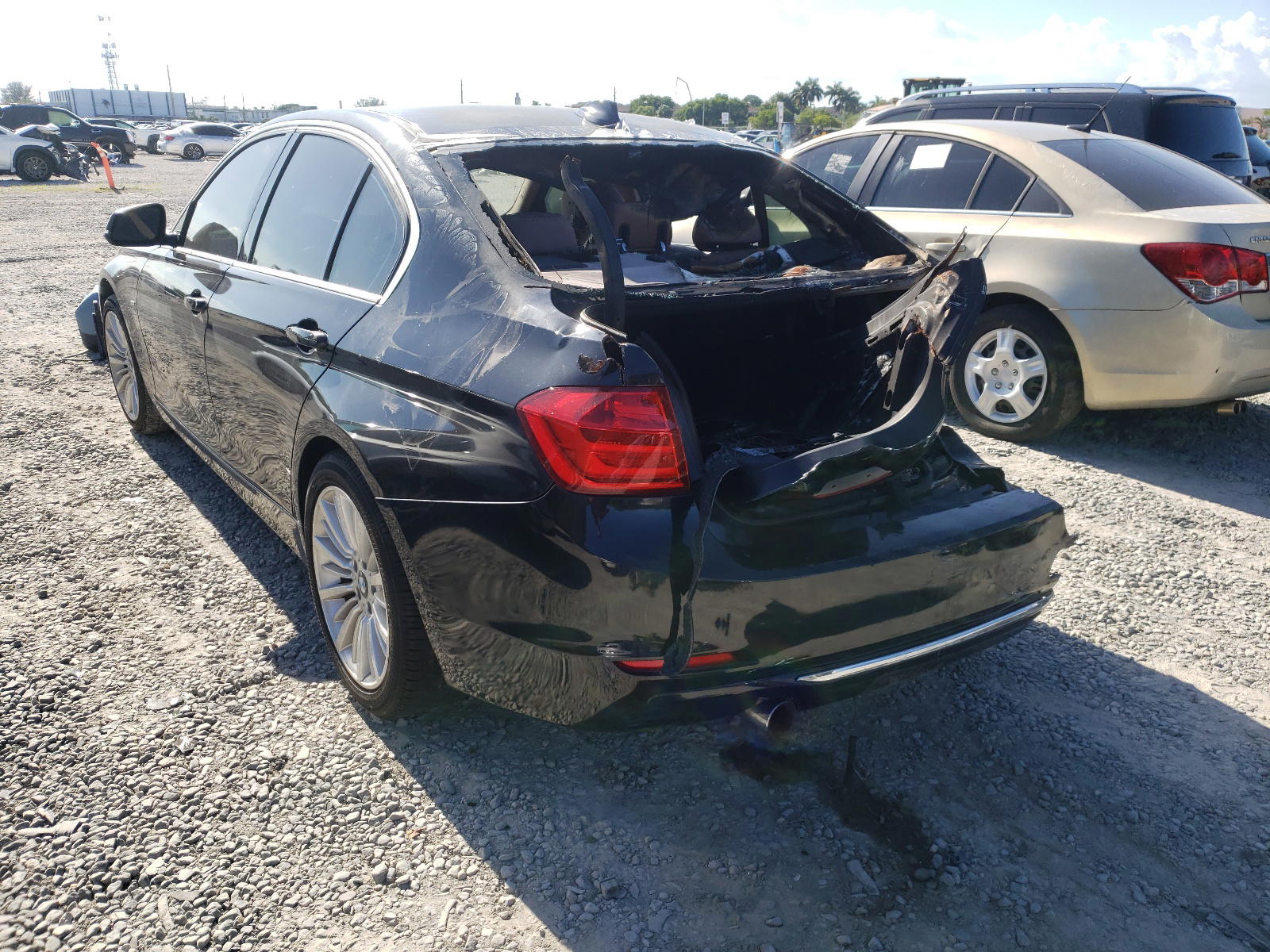Photo 3 from auction – 2013 BMW 335 I with VIN WBA3A9G56DNP37063
