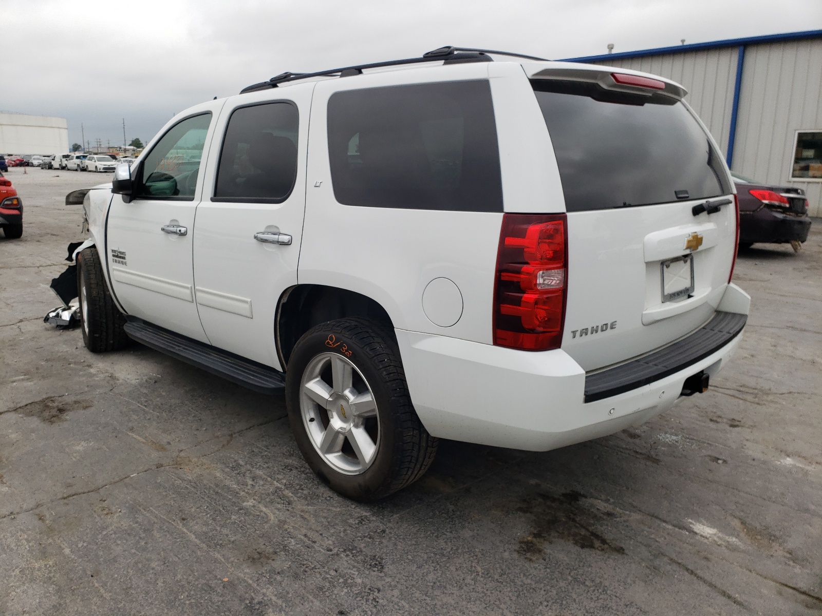 Photo 3 from auction – 2013 CHEVROLET TAHOE C150 with VIN 1GNSCBE0XDR310069