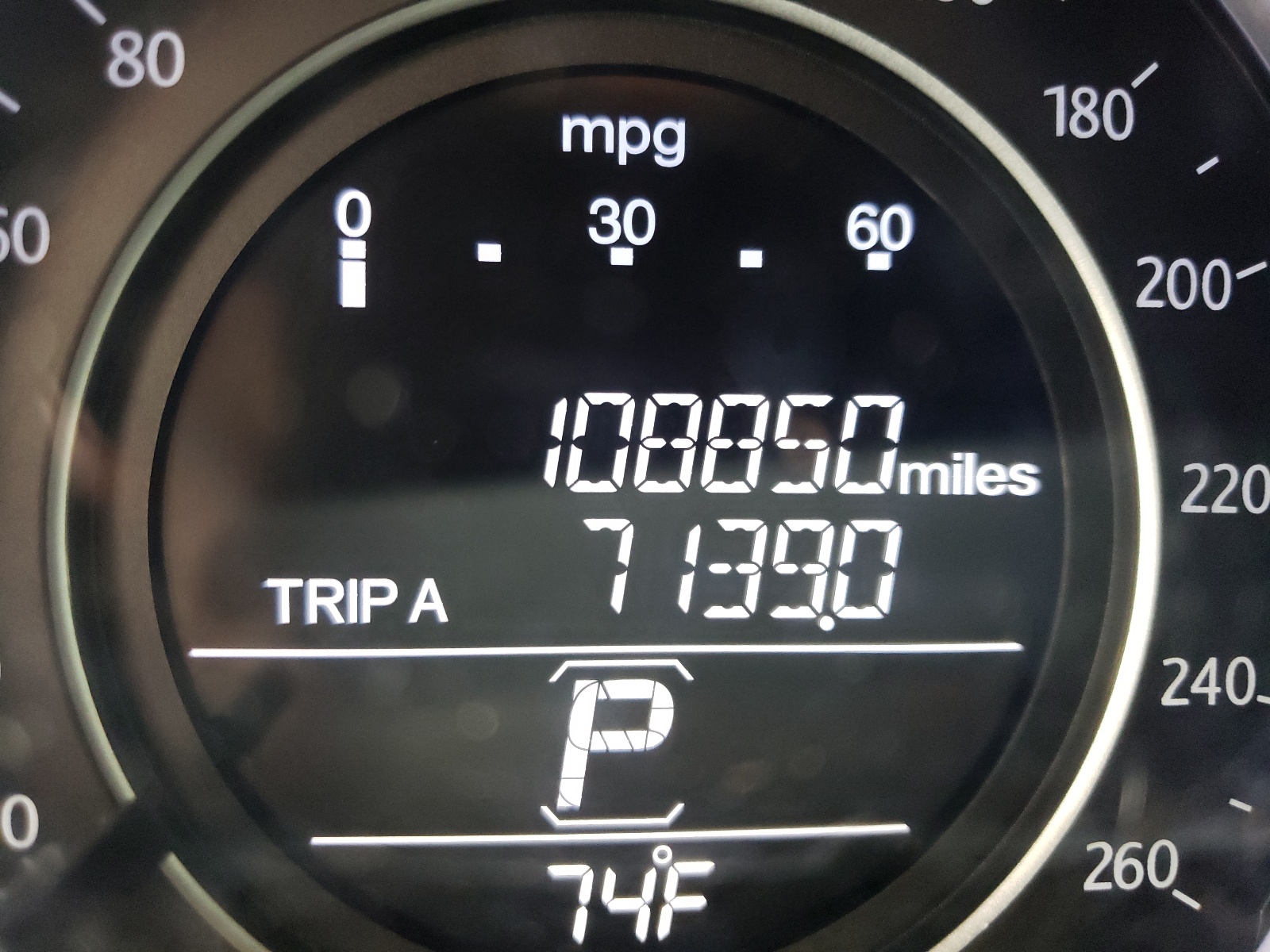 Photo 8 from auction – 2014 HONDA ACCORD LX with VIN 1HGCR2F3XEA290993