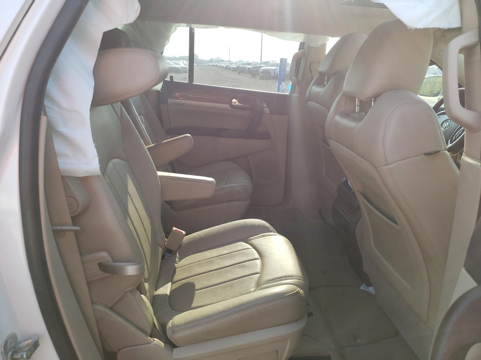 Photo 6 from auction – 2012 BUICK ENCLAVE with VIN 5GAKRDED8CJ359906