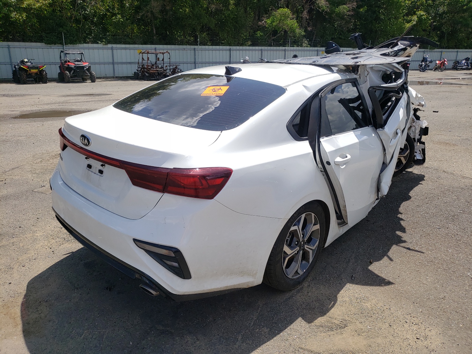 Photo 4 from auction – 2021 KIA FORTE FE with VIN 3KPF24AD1ME330918