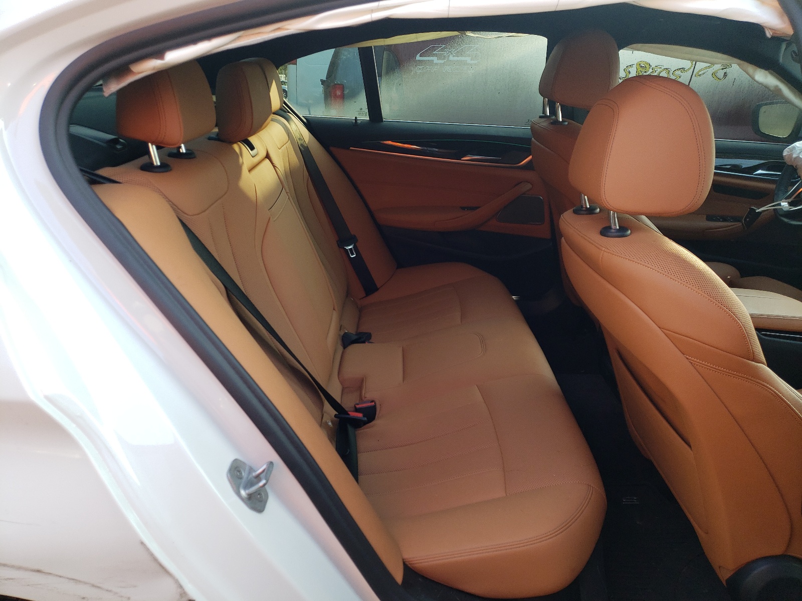 Photo 6 from auction – 2021 BMW 530 XI with VIN WBA13BJ04MCF74966
