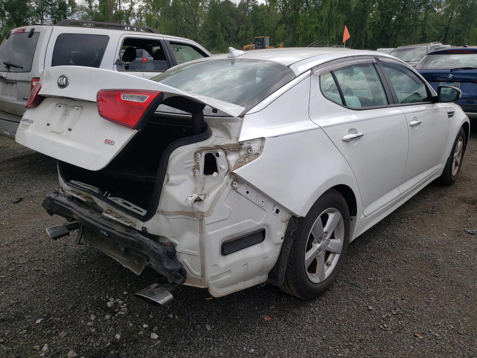 Photo 15 from auction – 2015 KIA OPTIMA LX with VIN KNAGM4A71F5559149