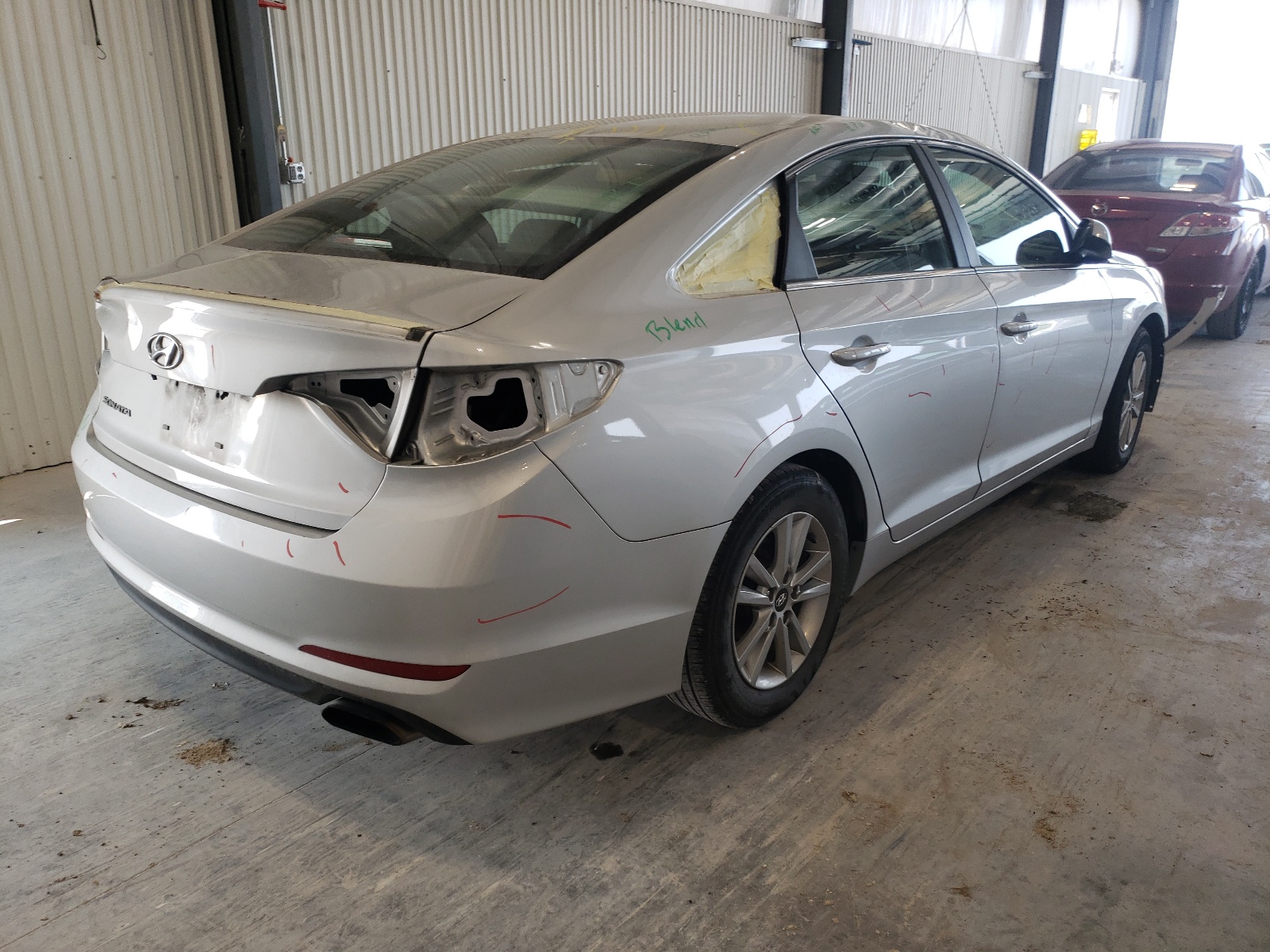 Photo 4 from auction – 2015 HYUNDAI SONATA SE with VIN 5NPE24AF1FH204974