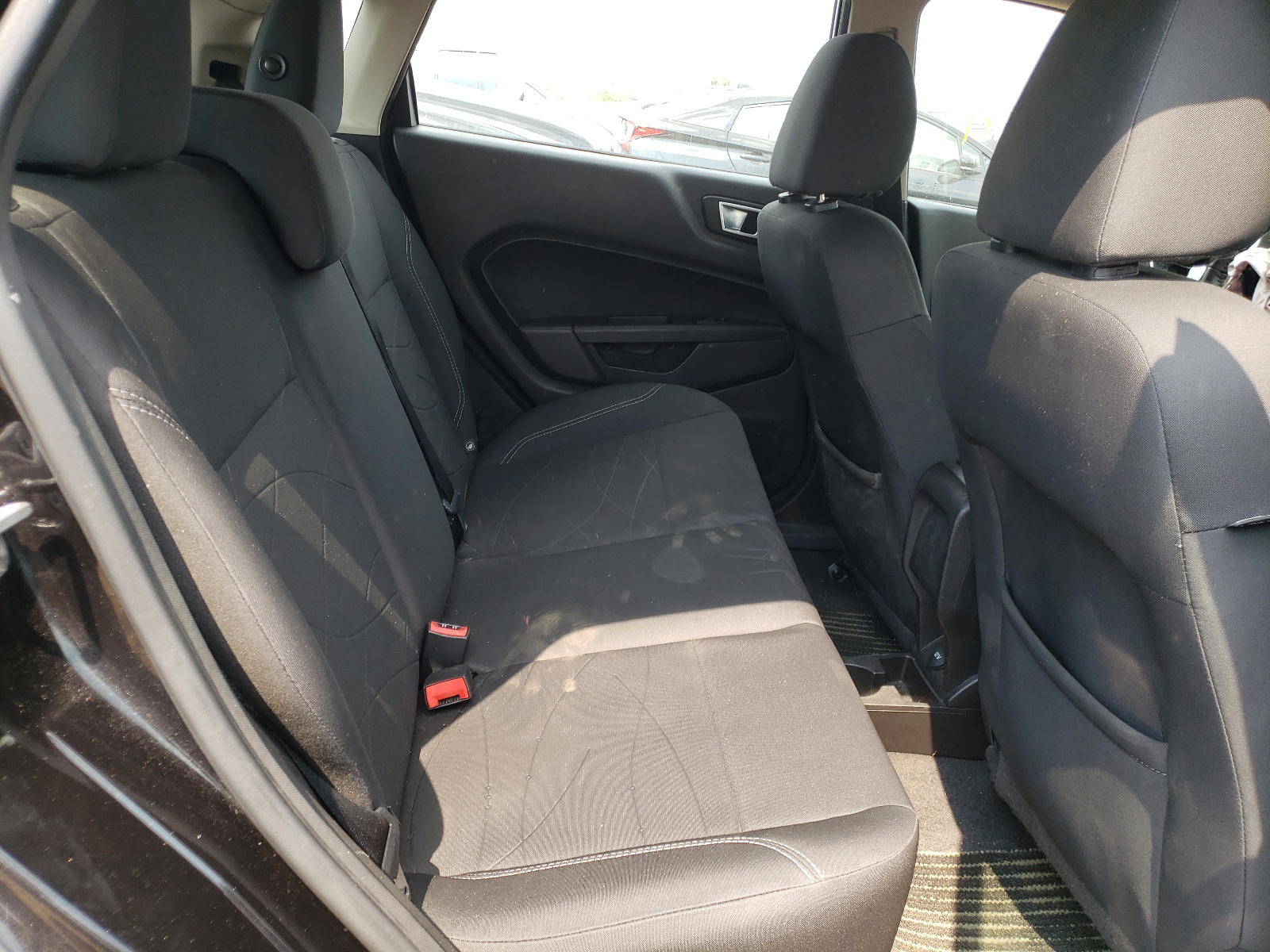 Photo 6 from auction – 2015 FORD FIESTA SE with VIN 3FADP4EJ4FM219934