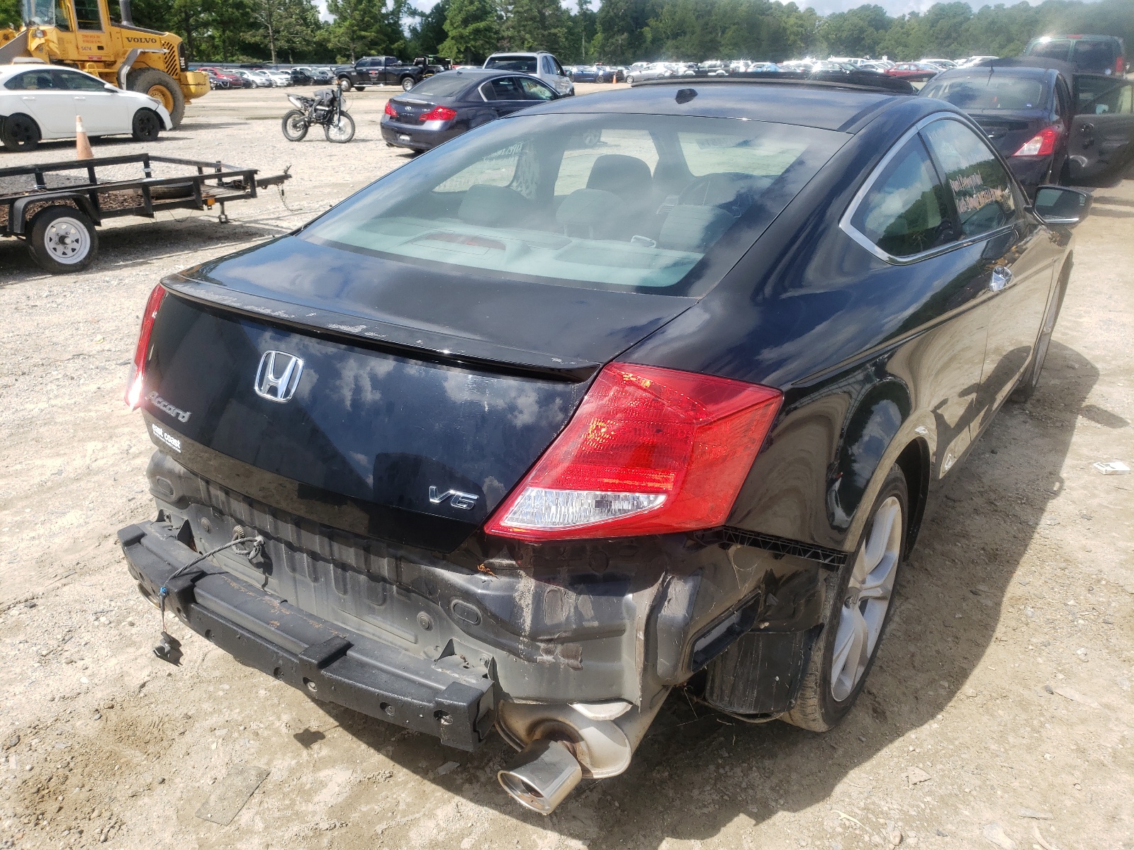 Photo 4 from auction – 2011 HONDA ACCORD EXL with VIN 1HGCS2B8XBA004044