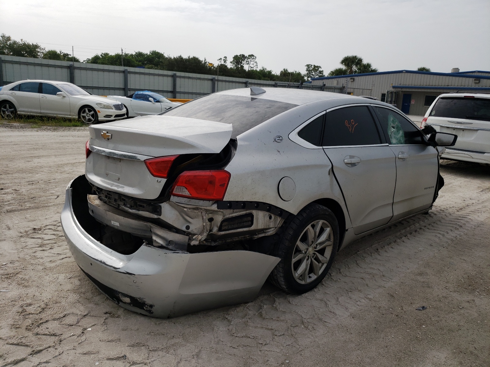 Foto 4 de la subasta – 2016 CHEVROLET IMPALA LT con VIN 2G1105SA2G9188097