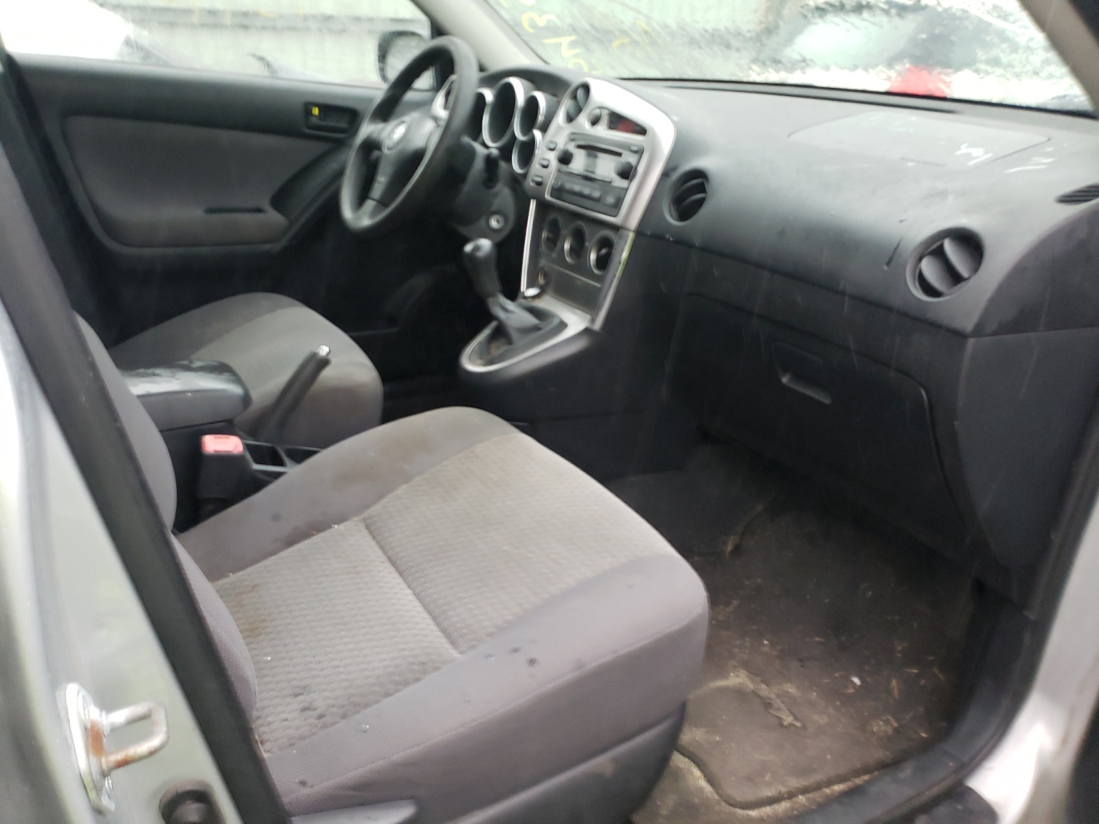 Photo 5 from auction – 2005 TOYOTA COROLLA MA with VIN 2T1KR32E85C493108