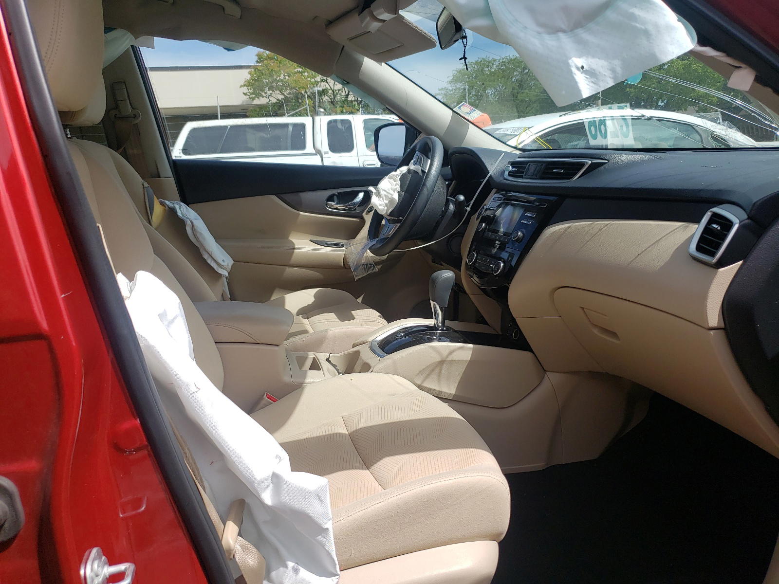 Photo 5 from auction – 2016 NISSAN ROGUE S with VIN KNMAT2MV6GP644343