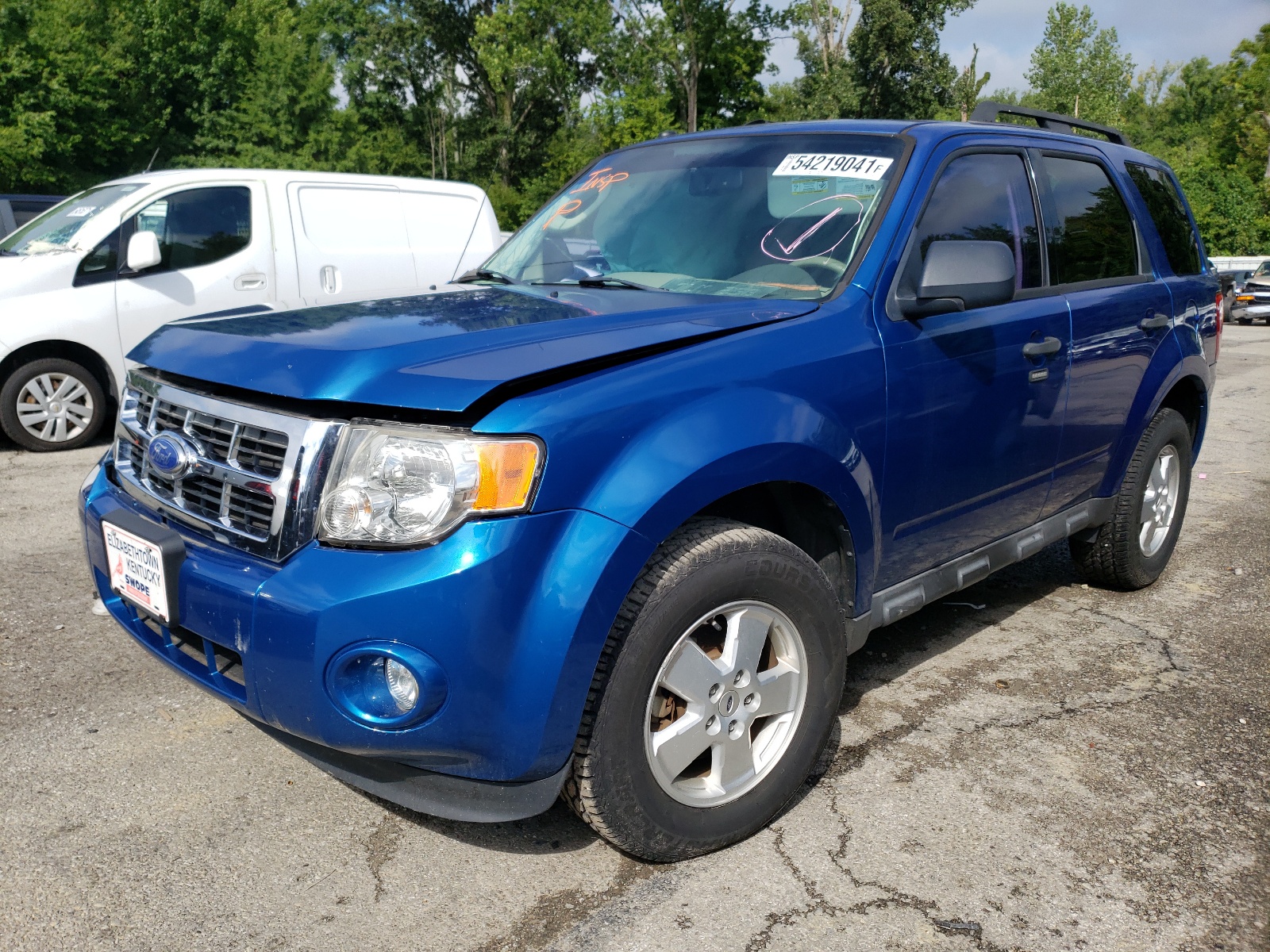 صورة رقم 2 من المزاد - 2011 FORD ESCAPE XLT مع VIN 1FMCU0DG9BKC70856