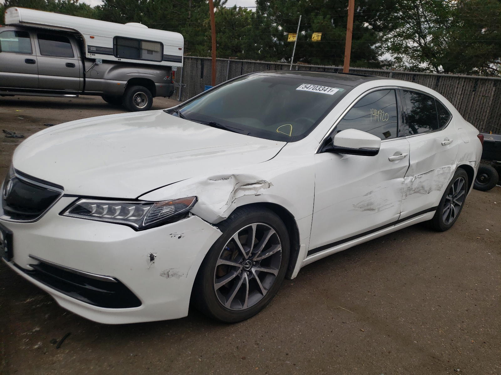 Photo 9 from auction – 2015 ACURA TLX with VIN 19UUB2F30FA011254