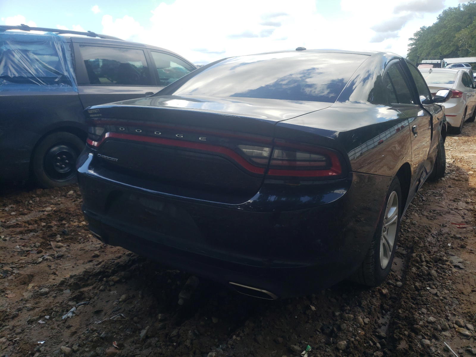 Photo 4 from auction – 2019 DODGE CHARGER SX with VIN 2C3CDXBG7KH692202