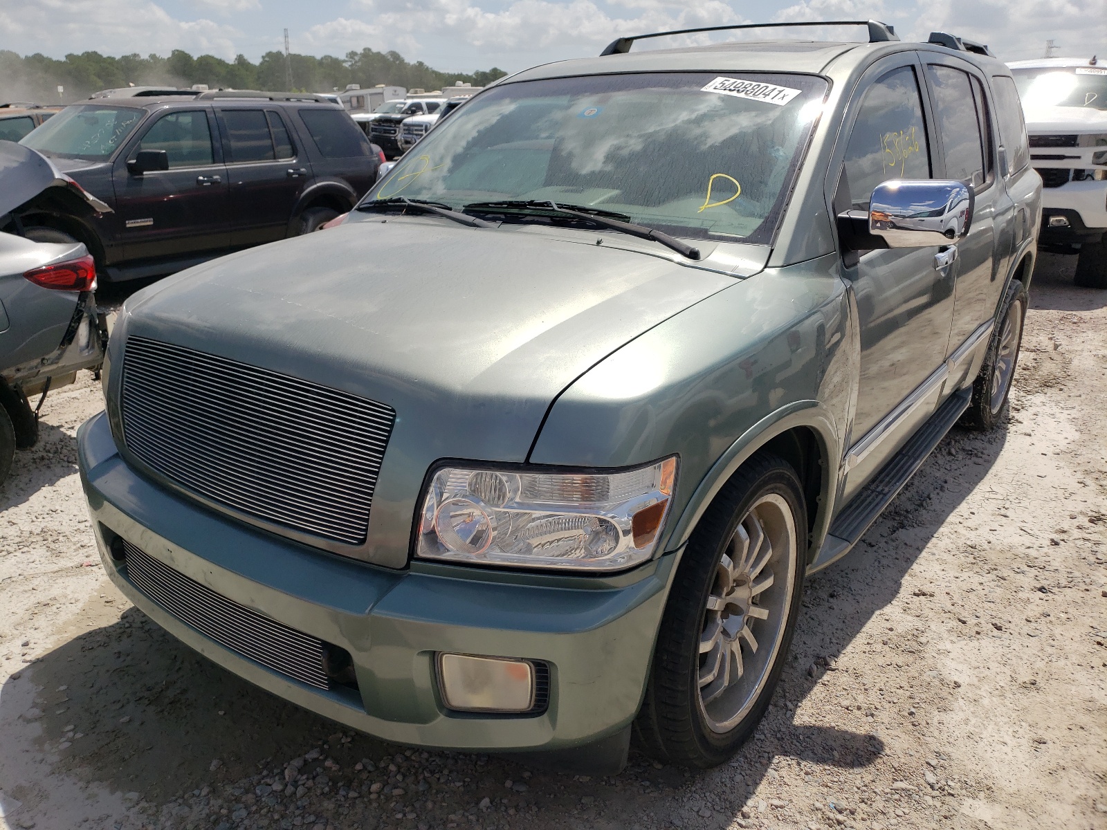 Photo 2 from auction – 2005 INFINITI QX56 with VIN 5N3AA08A55N805312