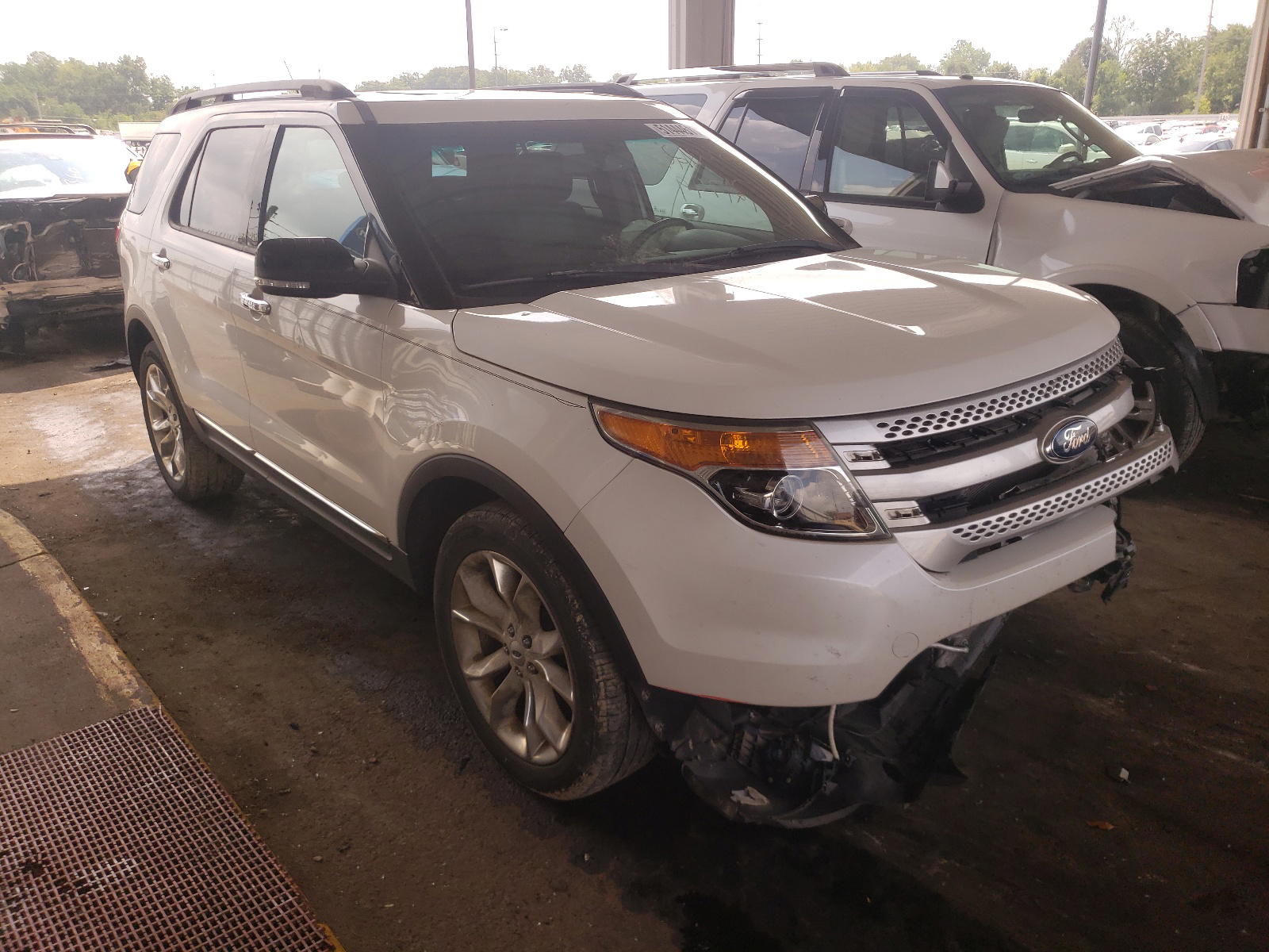 FORD EXPLORER X 2014 with VIN 1FM5K8D80EGA98472 - Photo from auction