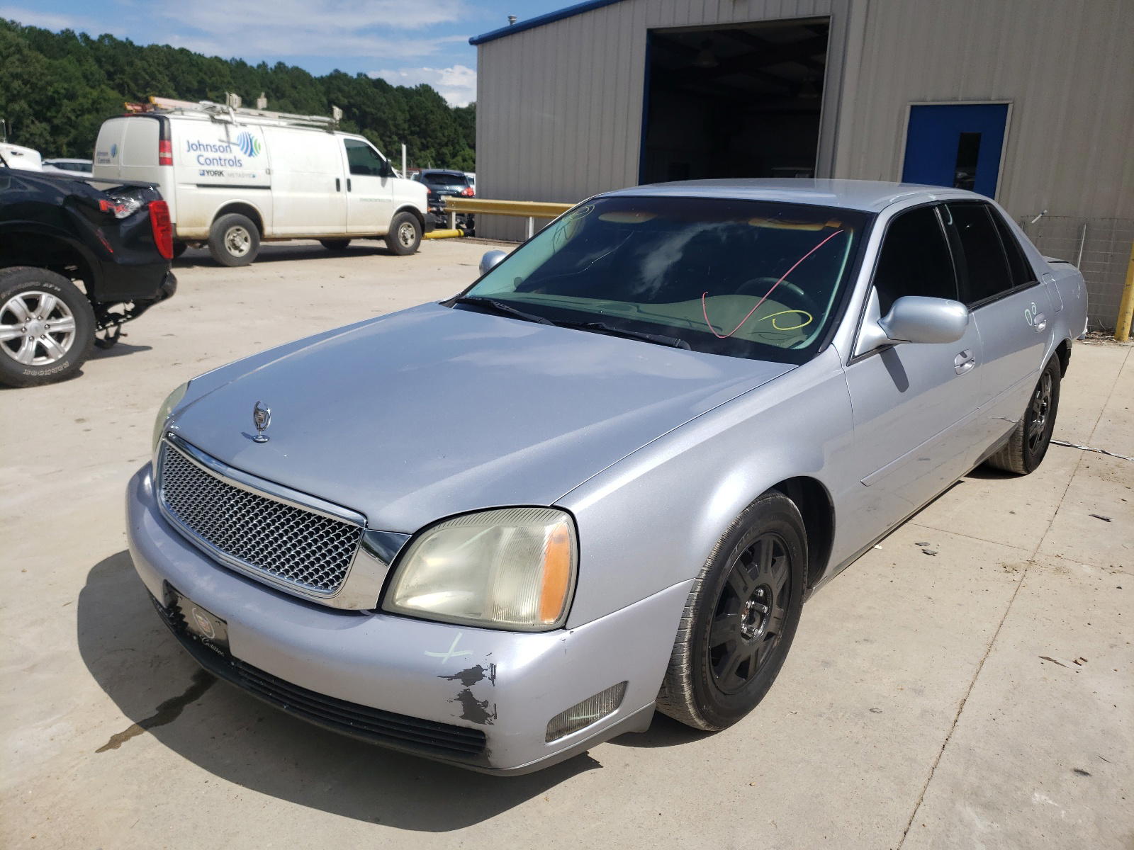 Photo 2 from auction – 2005 CADILLAC DEVILLE with VIN 1G6KD54Y95U213641