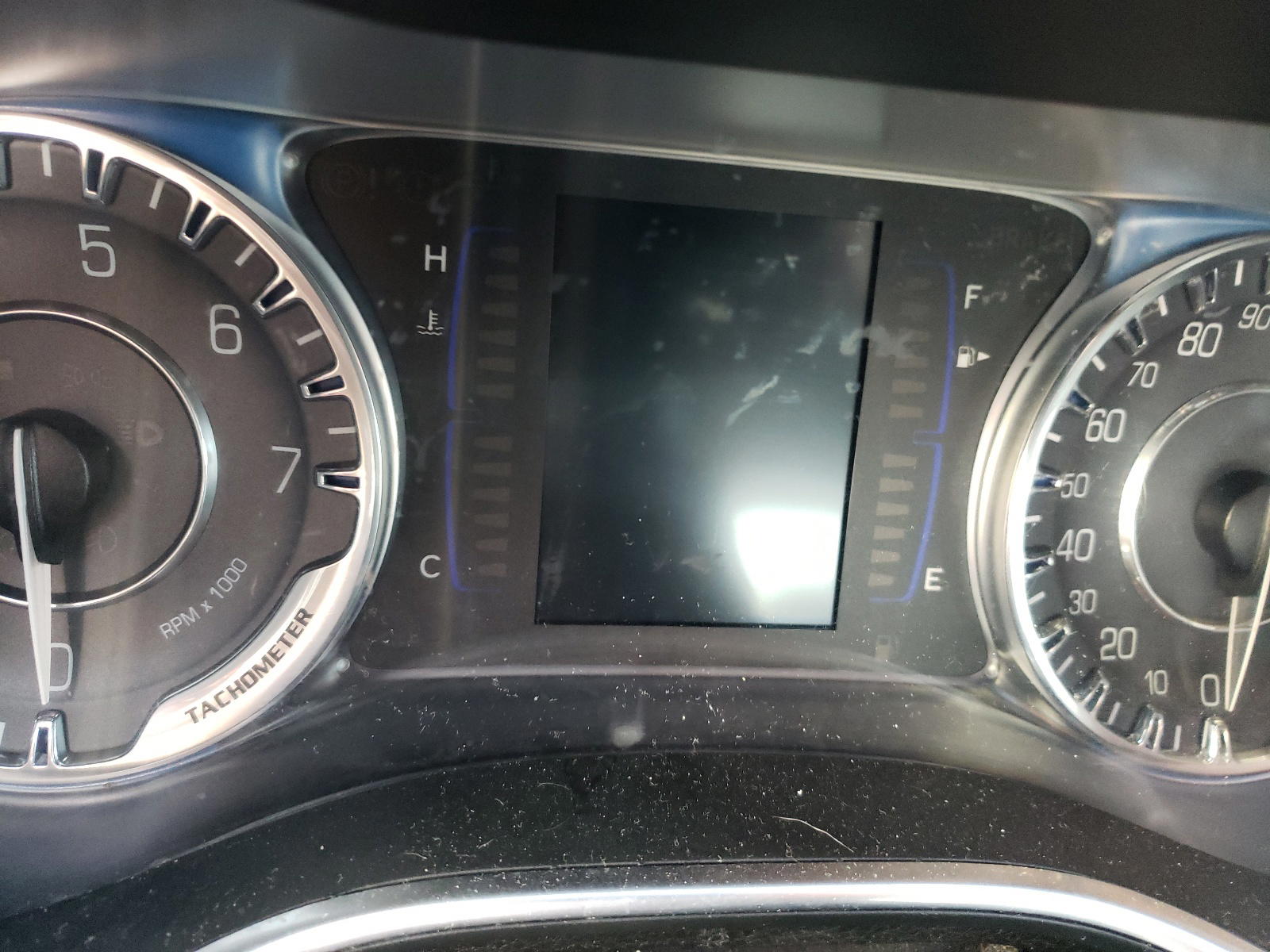 Photo 8 from auction – 2015 CHRYSLER 200 LIMITE with VIN 1C3CCCAB4FN719869
