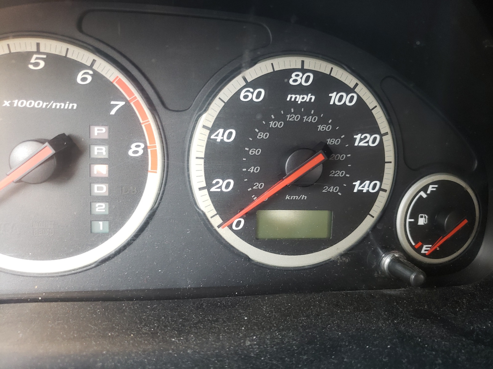 Photo 8 from auction – 2006 HONDA CR-V LX with VIN JHLRD78556C047197