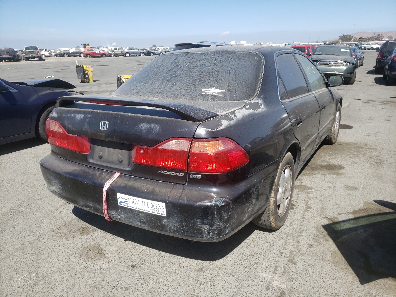Photo 4 from auction – 2000 HONDA ACCORD EX with VIN 1HGCG1657YA018973