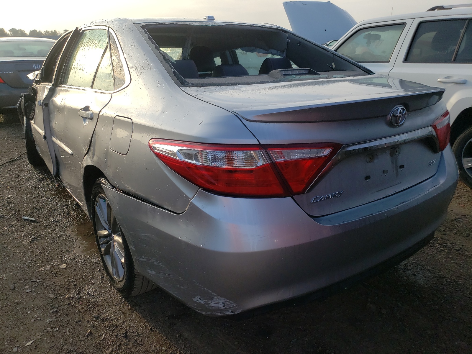 Photo 3 from auction – 2017 TOYOTA CAMRY LE with VIN 4T1BF1FKXHU328452