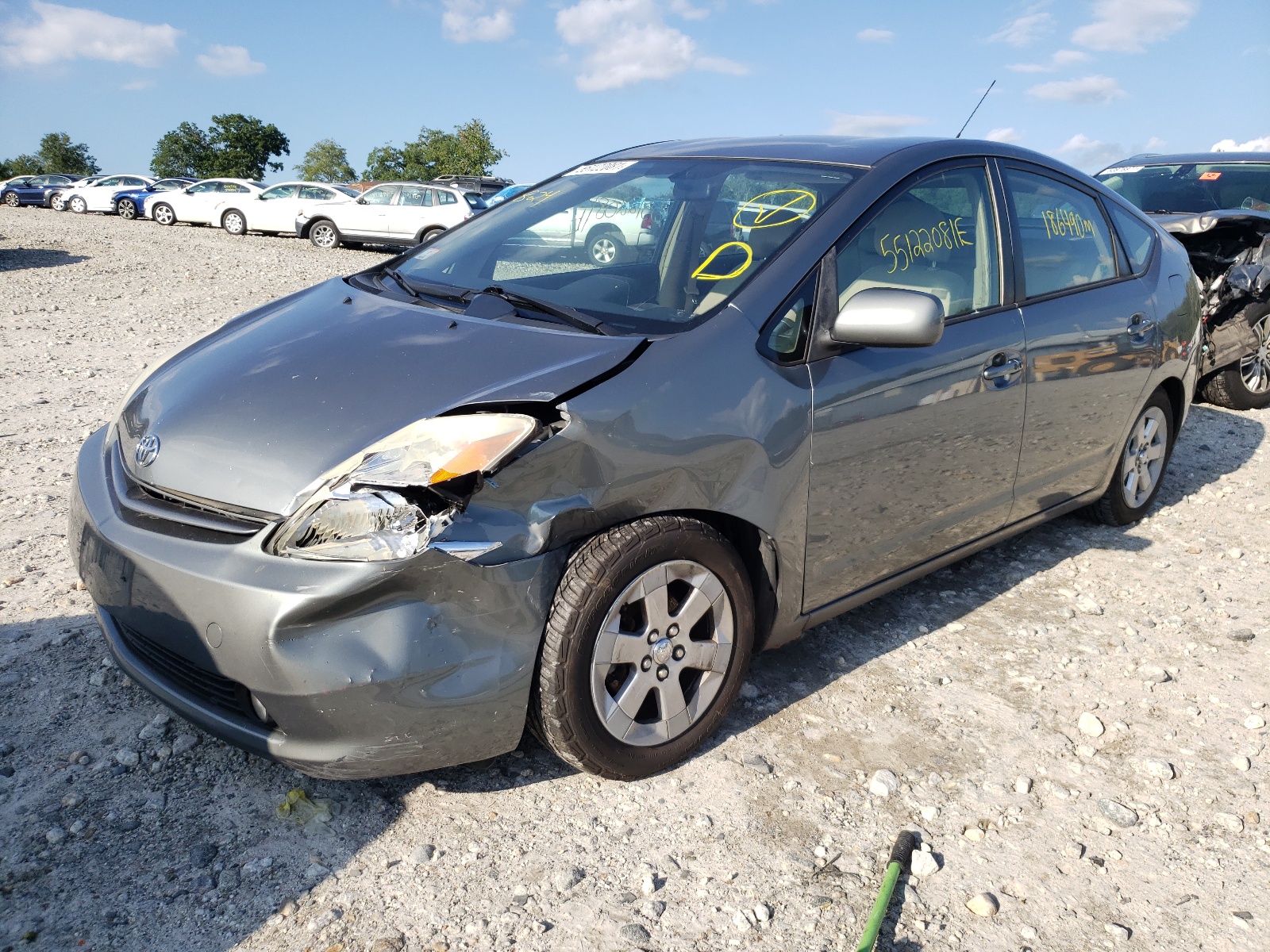 Photo 2 from auction – 2005 TOYOTA PRIUS with VIN JTDKB20U553047922