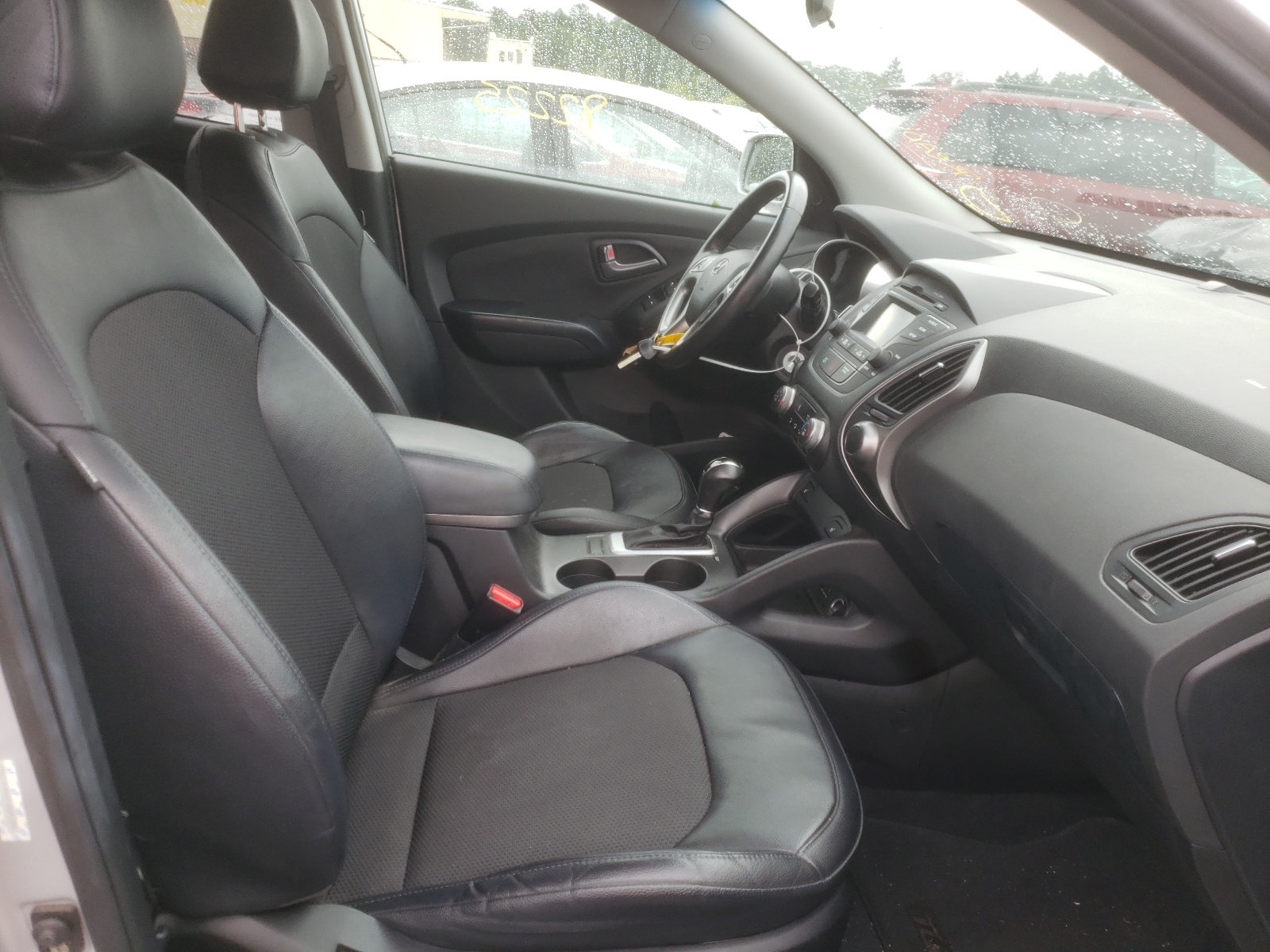 Photo 5 from auction – 2015 HYUNDAI TUCSON LIM with VIN KM8JUCAG5FU965729