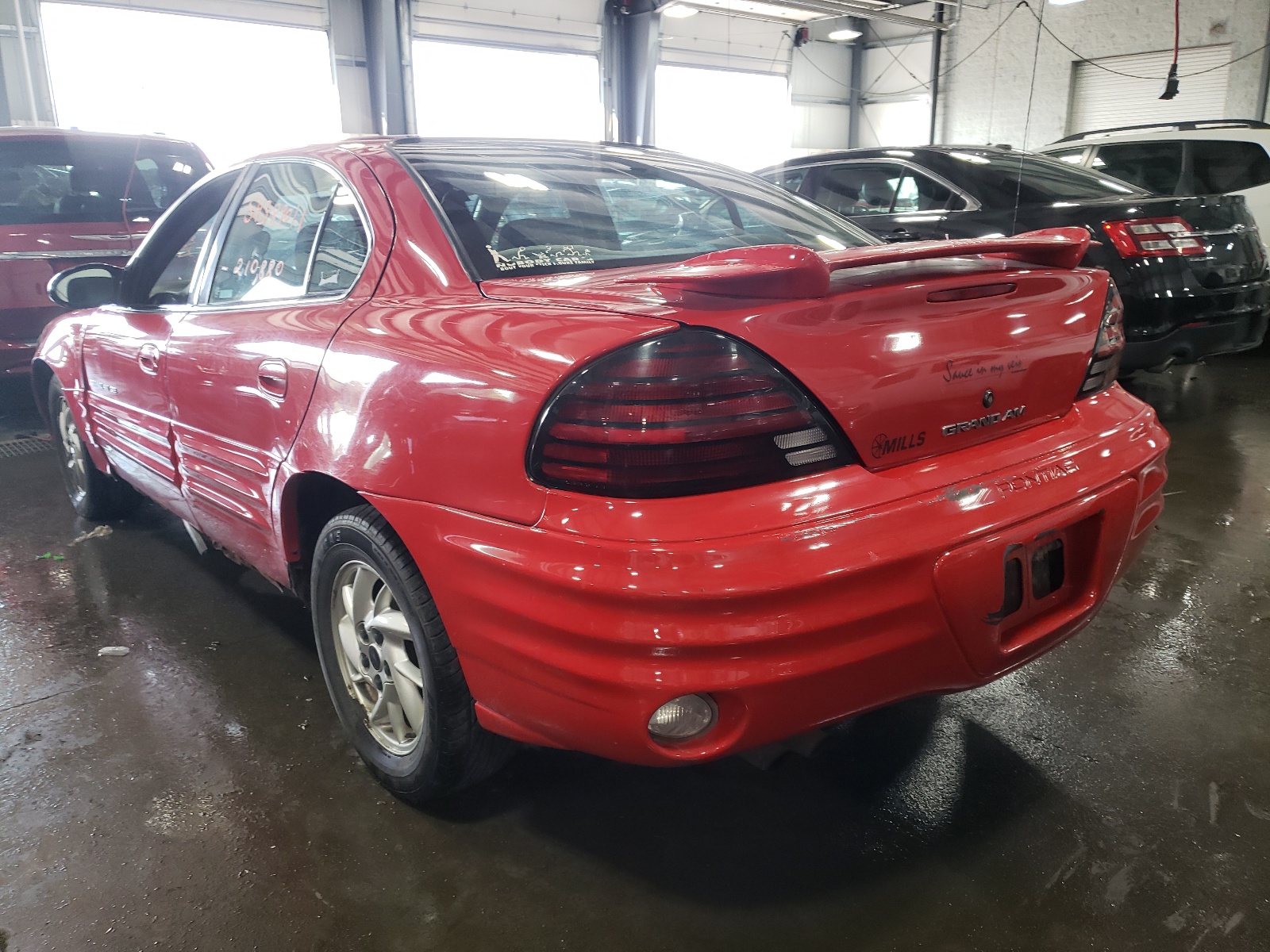 Photo 3 from auction – 2002 PONTIAC GRAND AM S with VIN 1G2NF52E52C101101