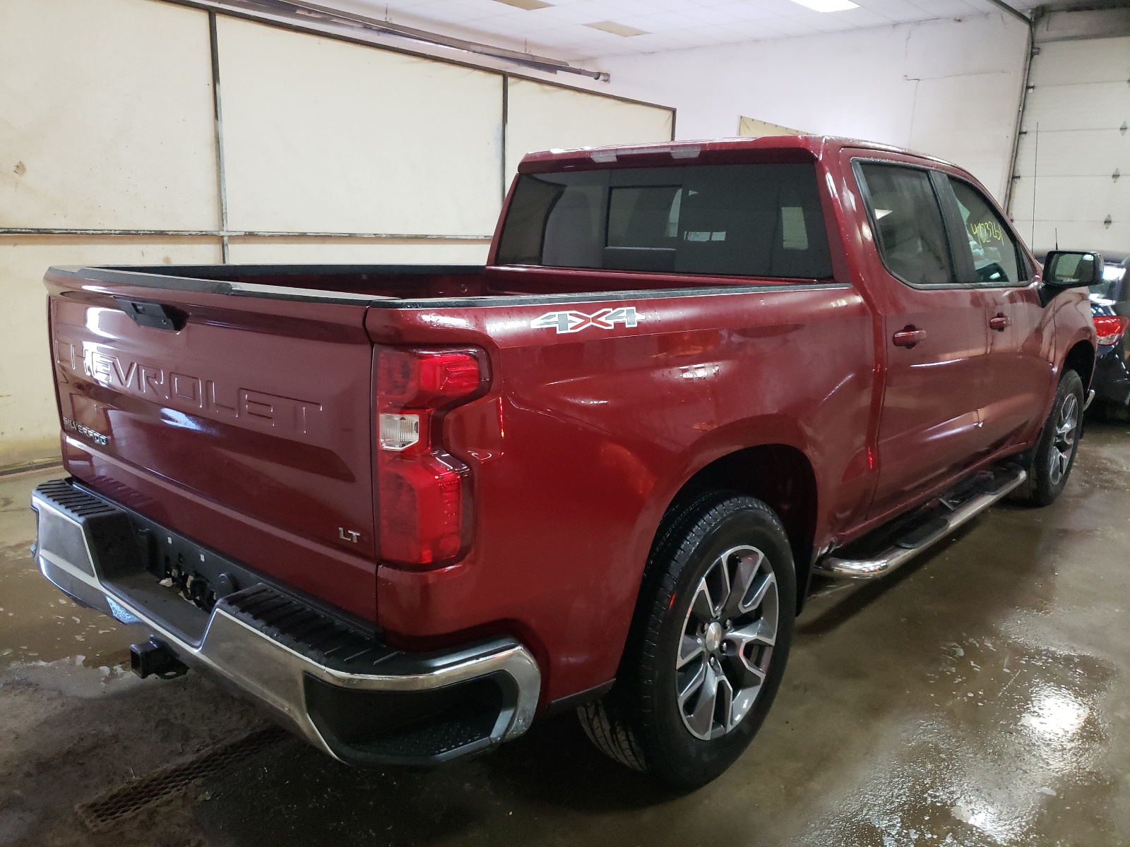 Photo 4 from auction – 2020 CHEVROLET SILVERADO with VIN 3GCUYDED1LG245869