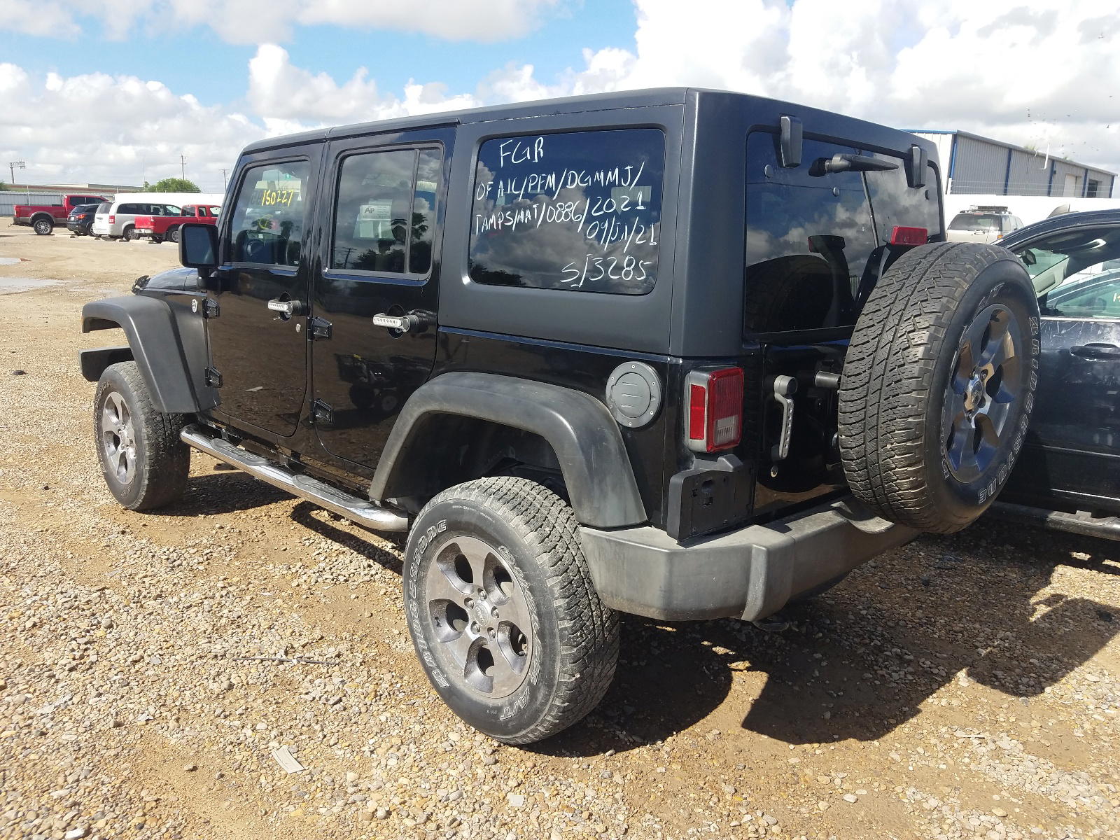 Photo 3 from auction – 2012 JEEP WRANGLER U with VIN 1C4BJWDG9CL113285