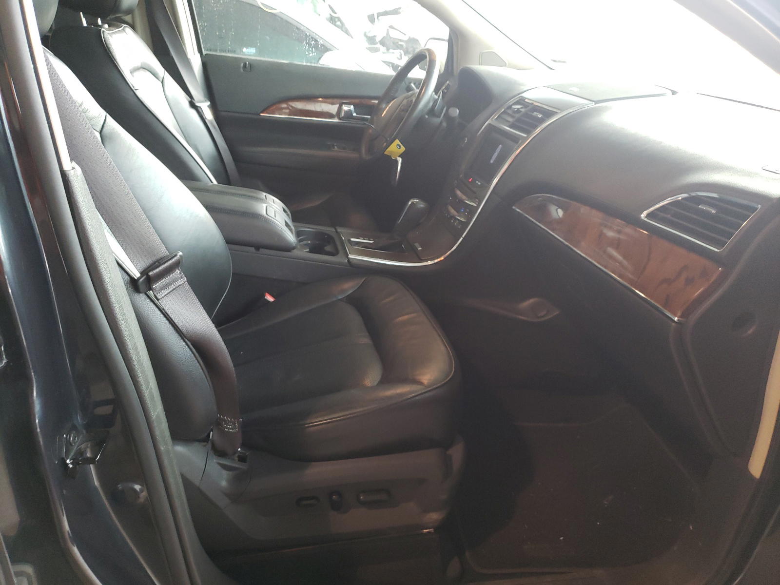 Photo 5 from auction – 2013 LINCOLN MKX with VIN 2LMDJ6JK1DBL22605