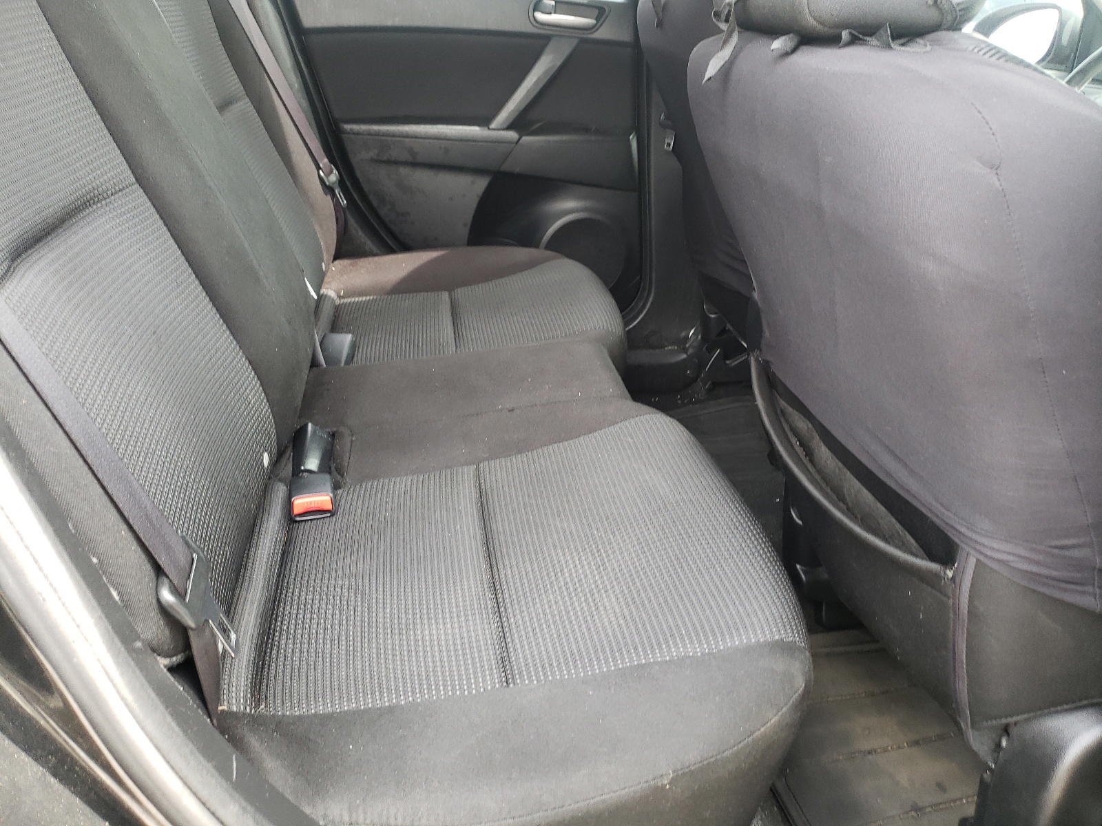 Photo 6 from auction – 2012 MAZDA 3 I with VIN JM1BL1UF4C1592151