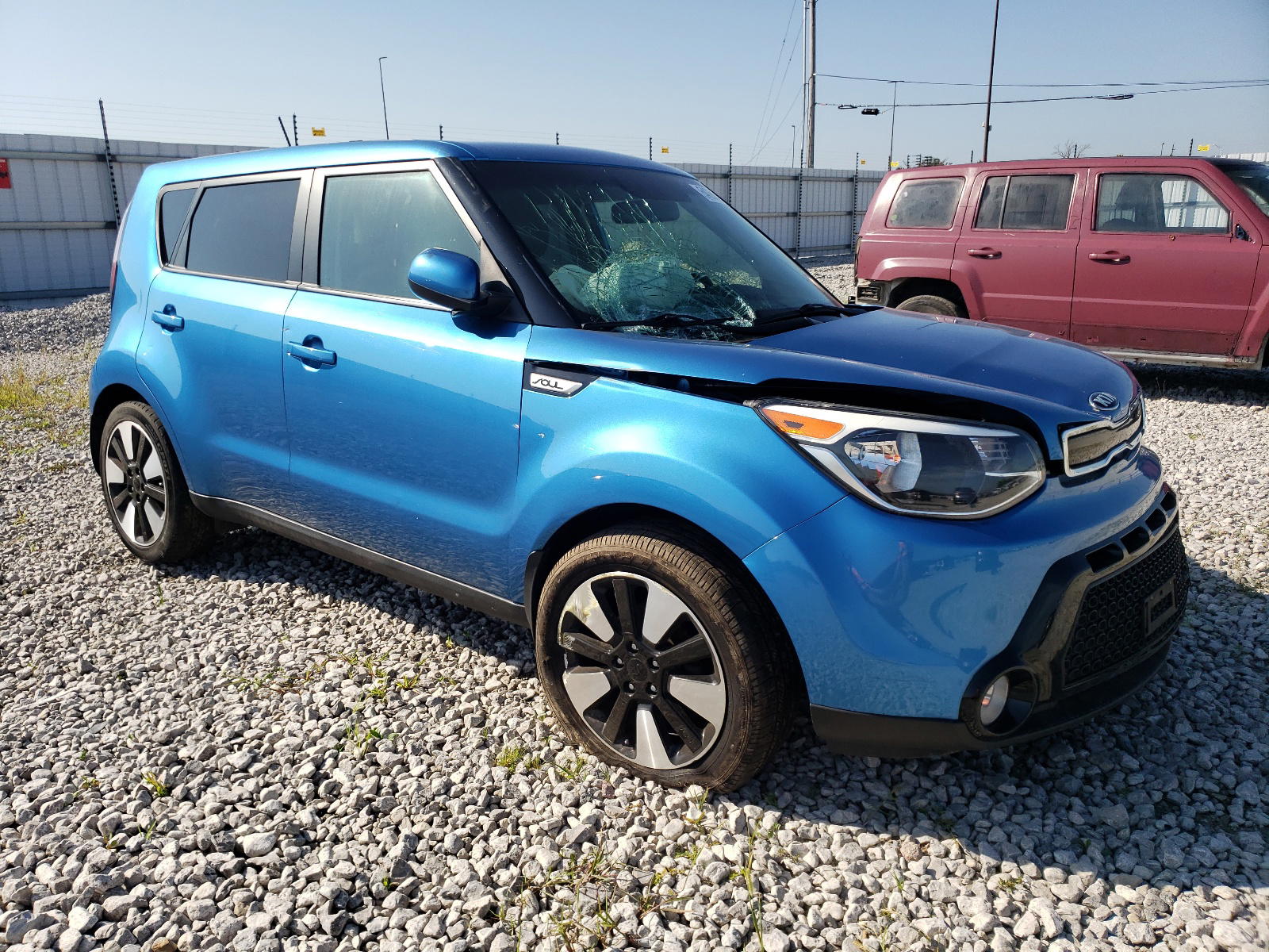 KIA SOUL + 2016 with VIN KNDJP3A59G7344682 - Photo from auction