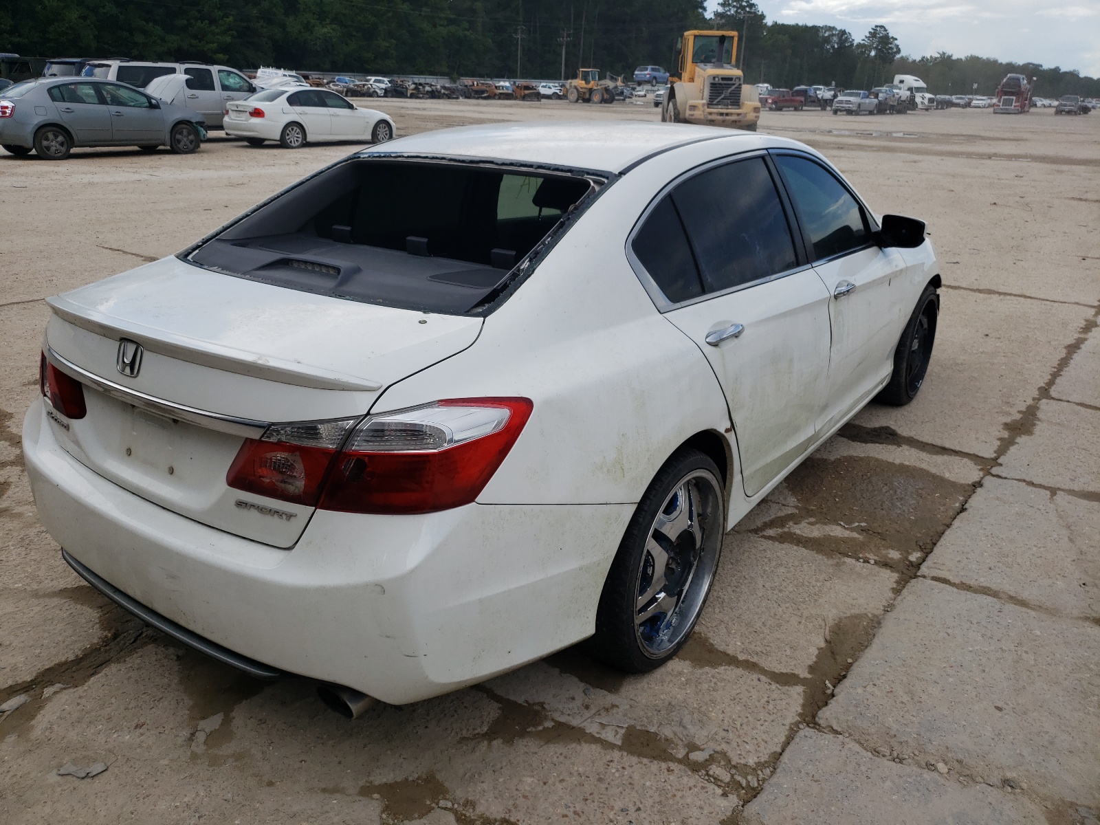 Photo 4 from auction – 2014 HONDA ACCORD SPO with VIN 1HGCR2F51EA252229