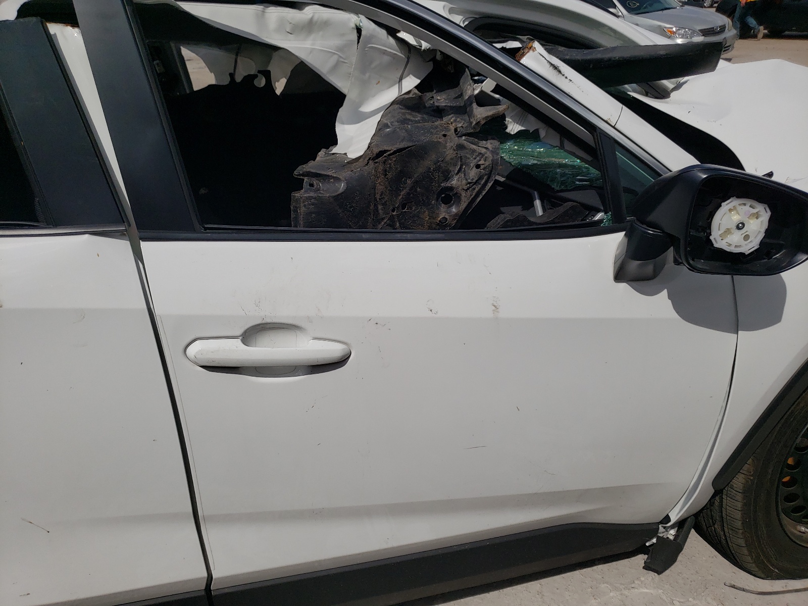 Photo 5 from auction – 2020 TOYOTA RAV4 LE with VIN 2T3H1RFV7LC078445