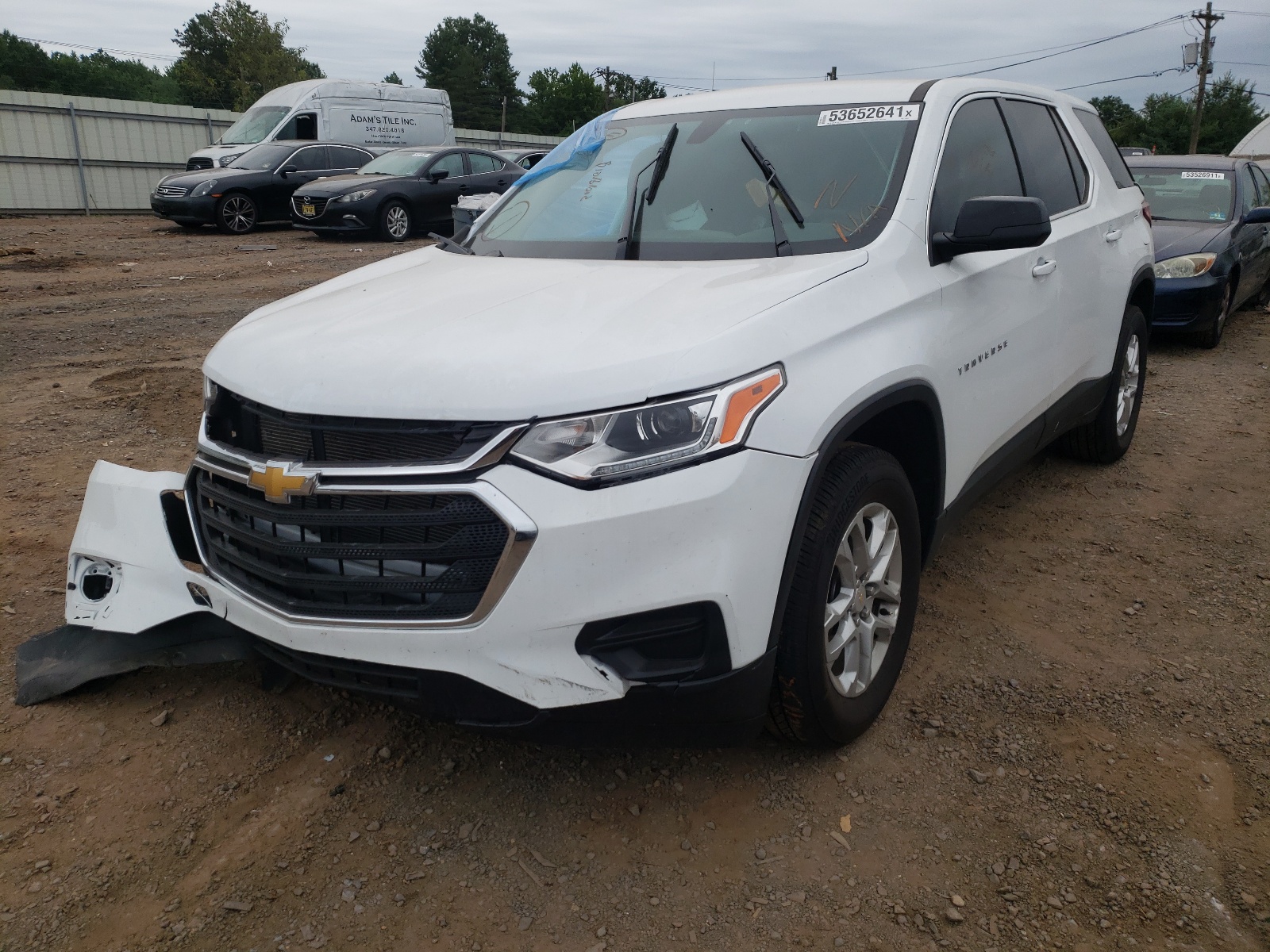 Photo 2 from auction – 2021 CHEVROLET TRAVERSE L with VIN 1GNERFKW2MJ148531