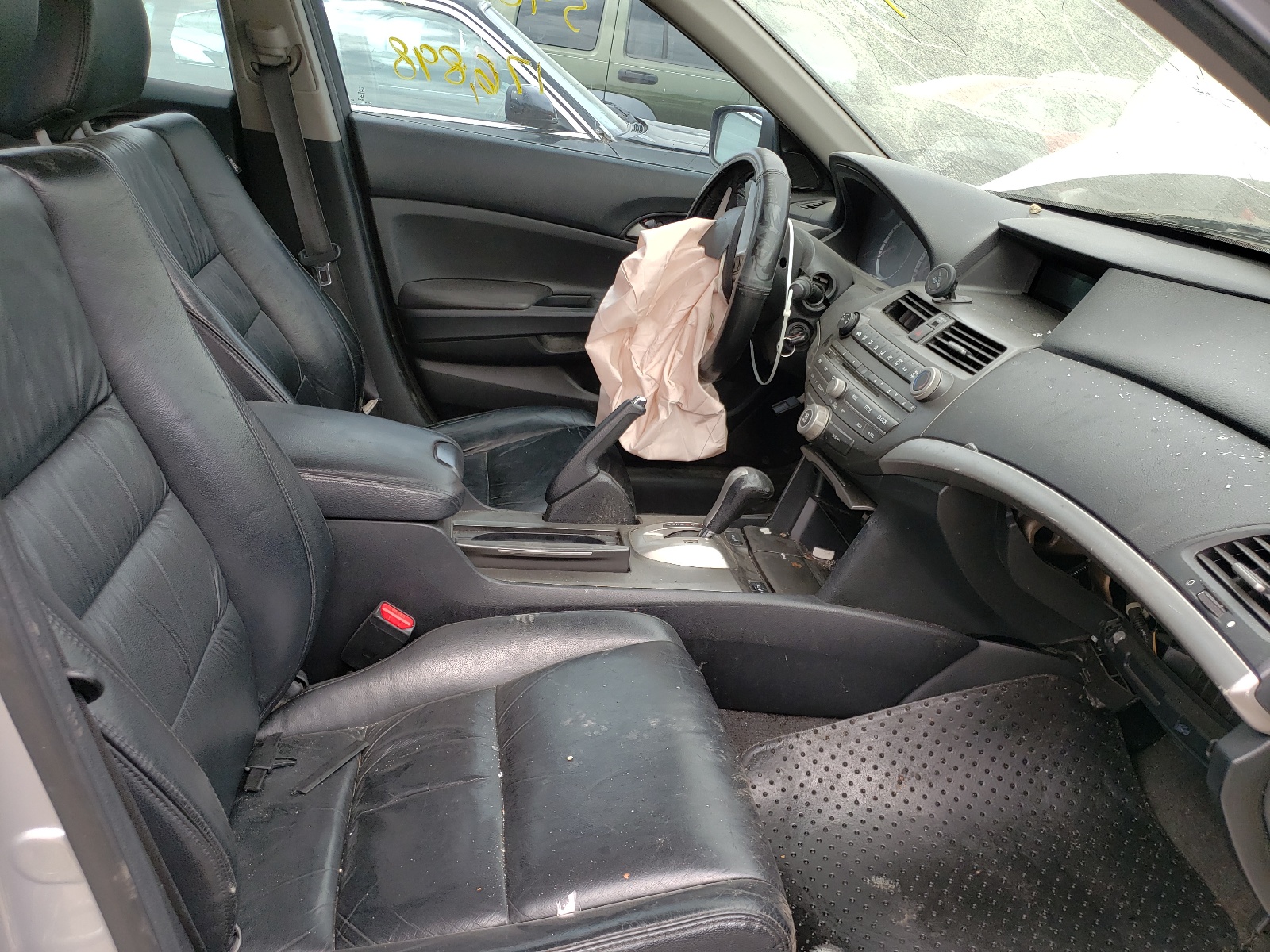 Photo 5 from auction – 2011 HONDA ACCORD SE with VIN 1HGCP2F68BA088777