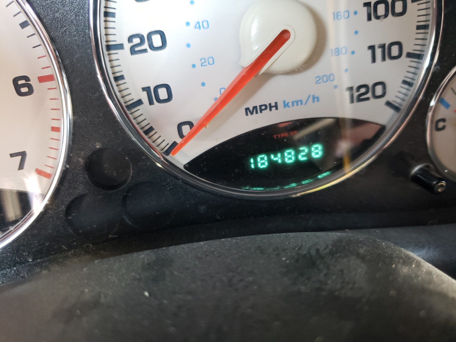 Photo 8 from auction – 2003 JEEP LIBERTY with VIN 1J4GL58K03W674170
