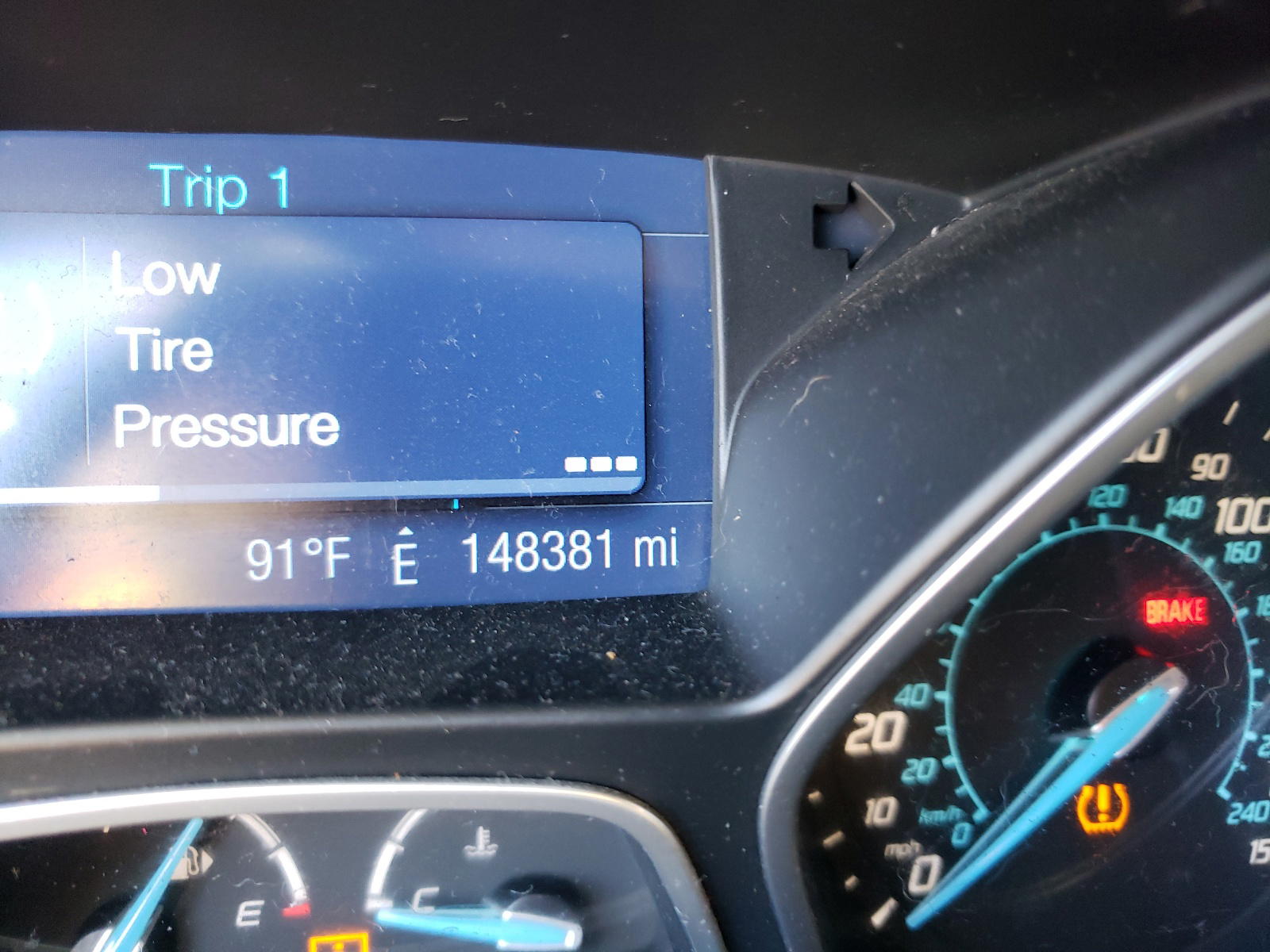 Photo 8 from auction – 2012 FORD FOCUS SE with VIN 1FAHP3F20CL206002