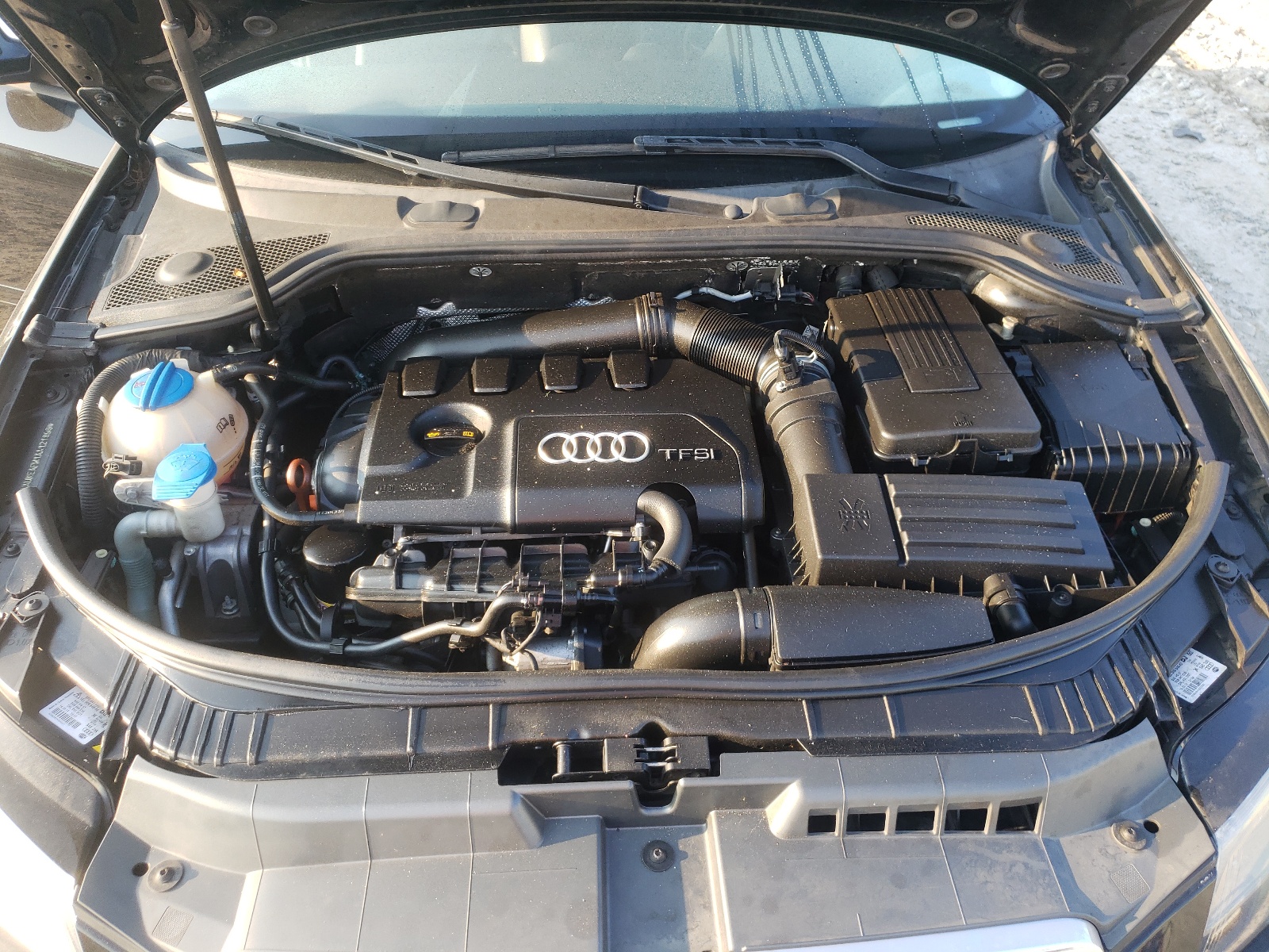 Zdjęcie 7 z aukcji – 2010 AUDI A3 PREMIUM z VIN WAUKEAFM1AA121896