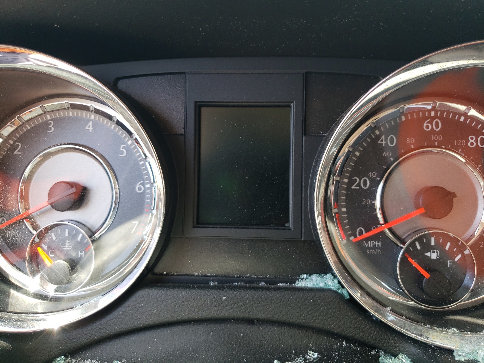 Photo 8 from auction – 2014 CHRYSLER TOWN & COU with VIN 2C4RC1CG7ER164775