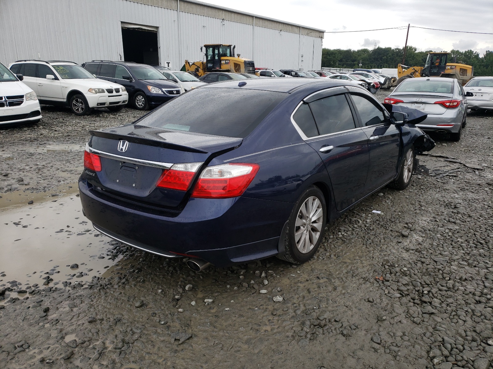 Photo 4 from auction – 2015 HONDA ACCORD EXL with VIN 1HGCR2F83FA176069