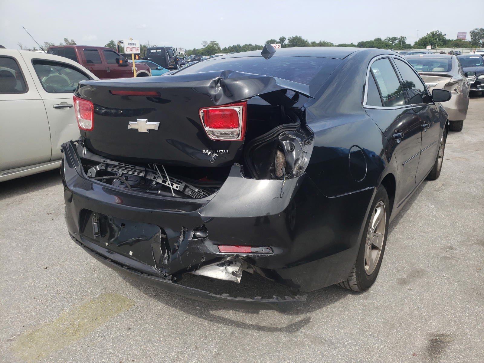Photo 4 from auction – 2013 CHEVROLET MALIBU LS with VIN 1G11B5SA0DF233647