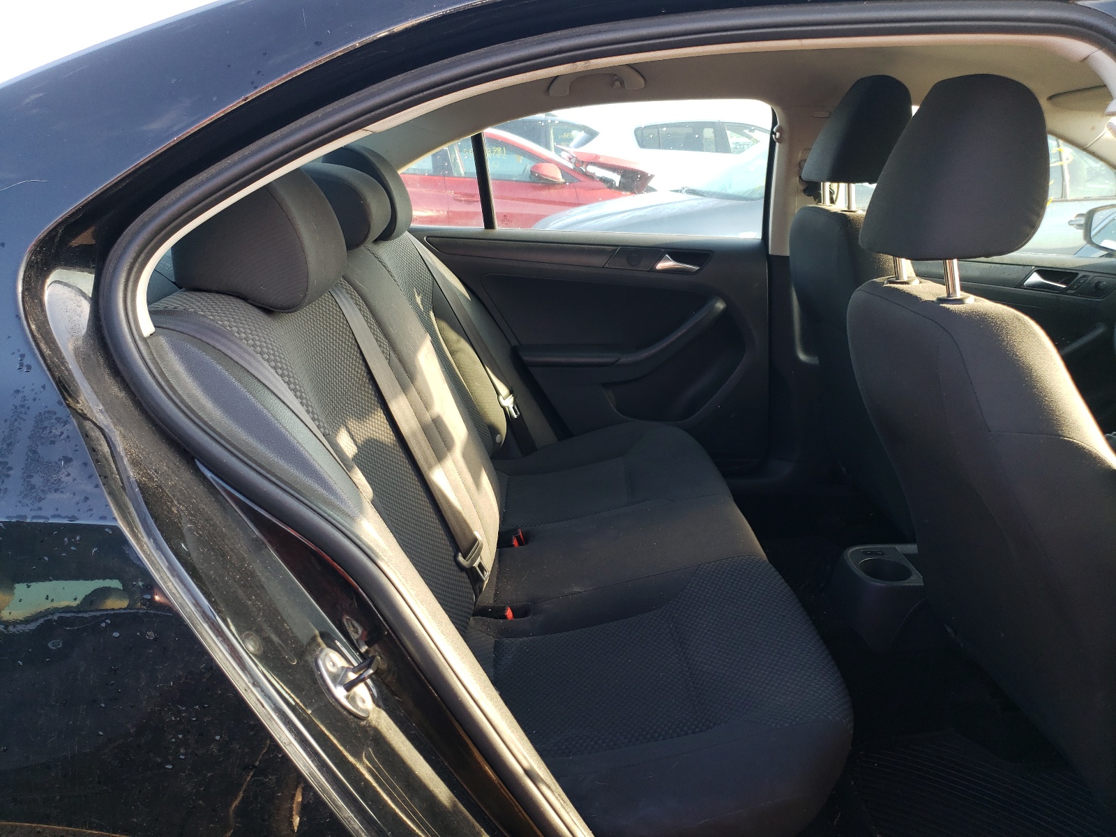 Photo 6 from auction – 2013 VOLKSWAGEN JETTA with VIN 3VW1K7AJ4DM212303